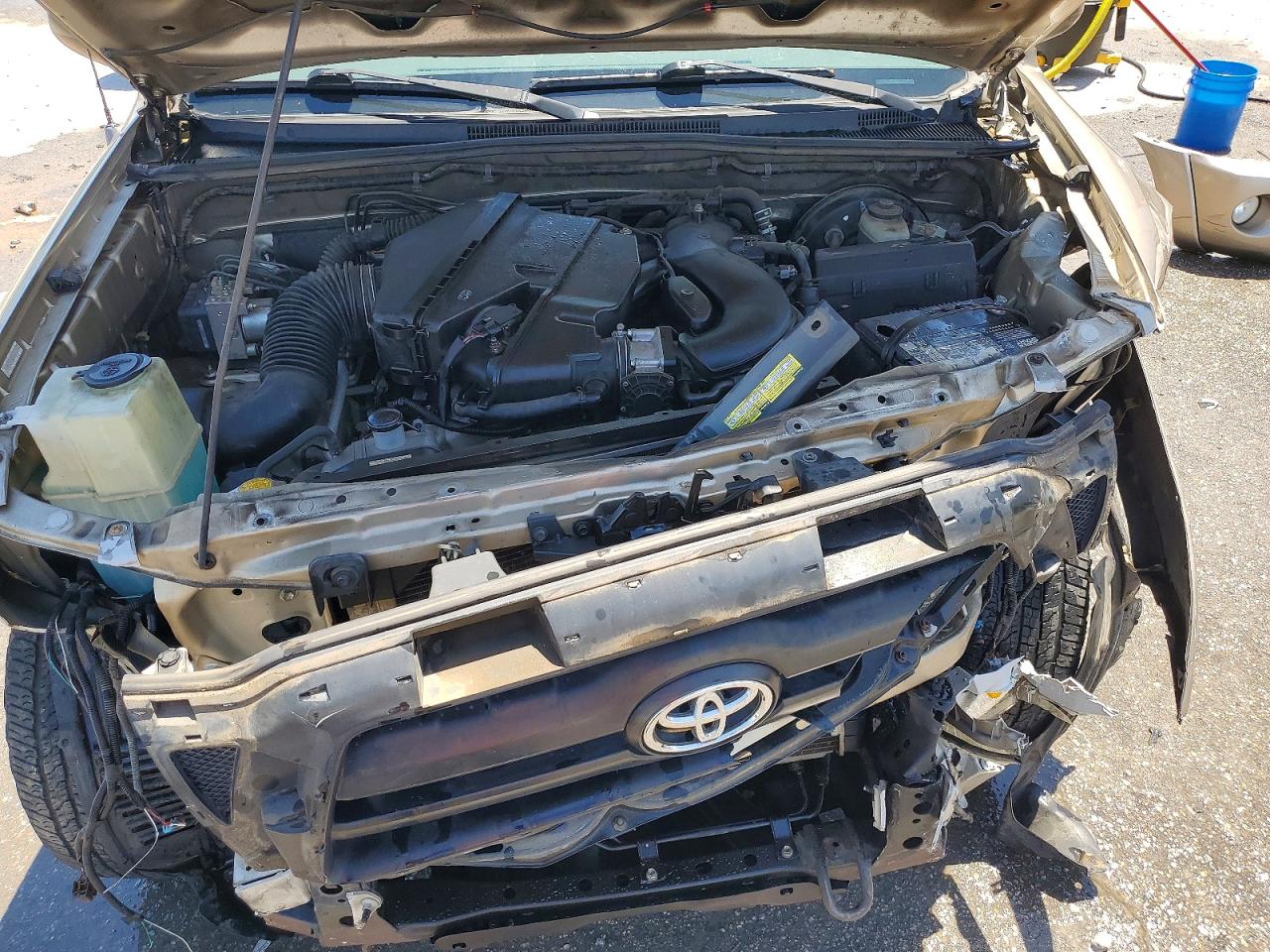 2005 Toyota Tacoma Double Cab Prerunner Gold vin: 3TMJU62NX5M002265