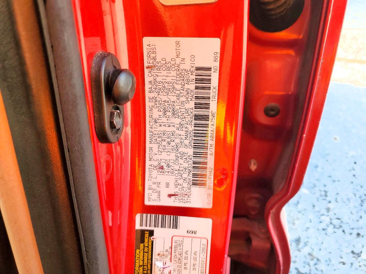 2007 Toyota Tacoma Prerunner V6 Red vin: 3TMJU62NX7M033745