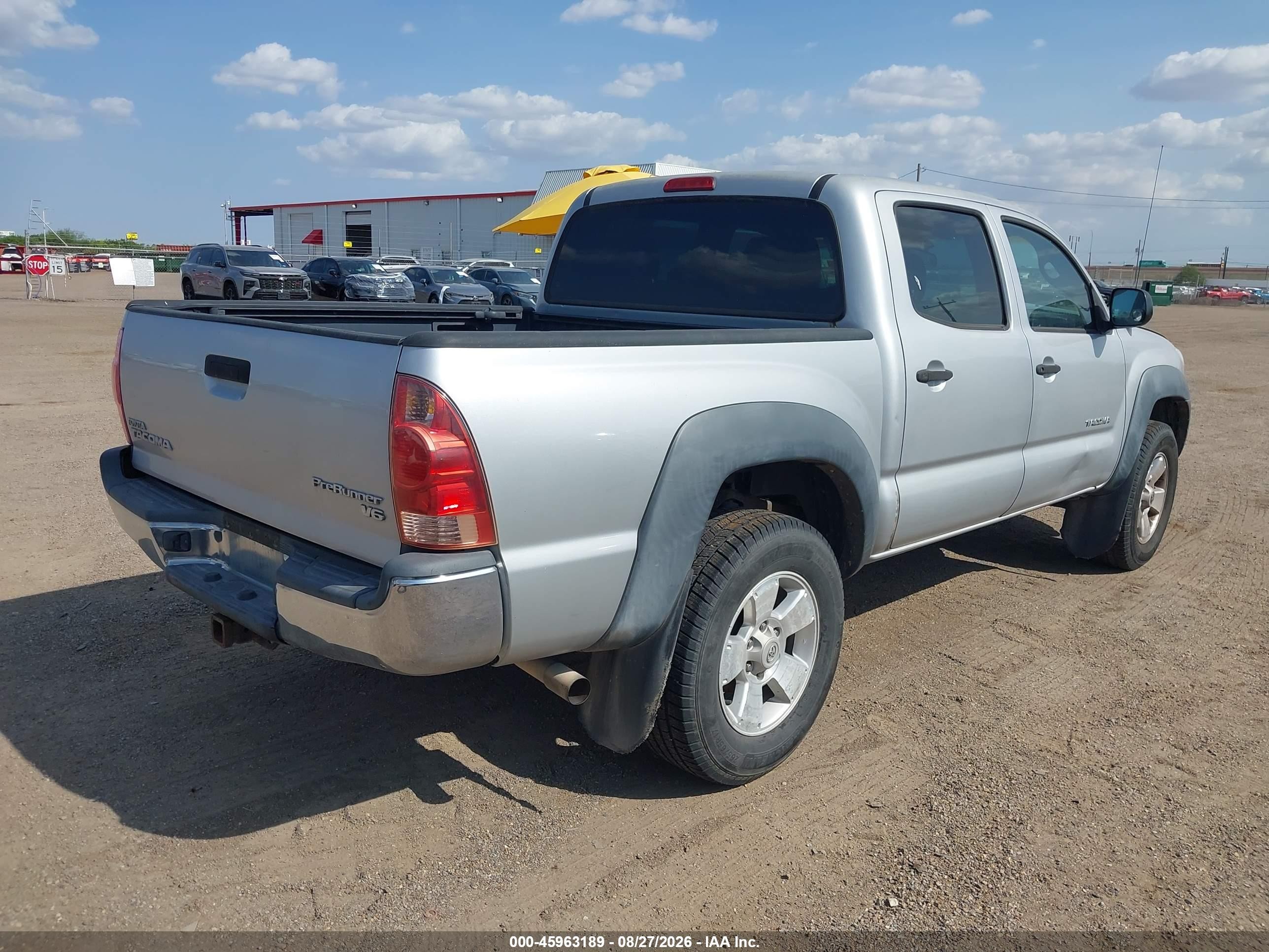 2008 Toyota Tacoma Prerunner V6 Silver vin: 3TMJU62NX8M064804