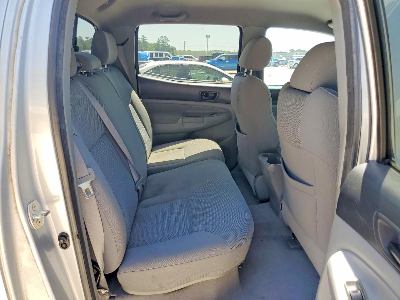 2008 Toyota Tacoma Double Cab Prerunner Silver vin: 3TMJU62NX8M068223