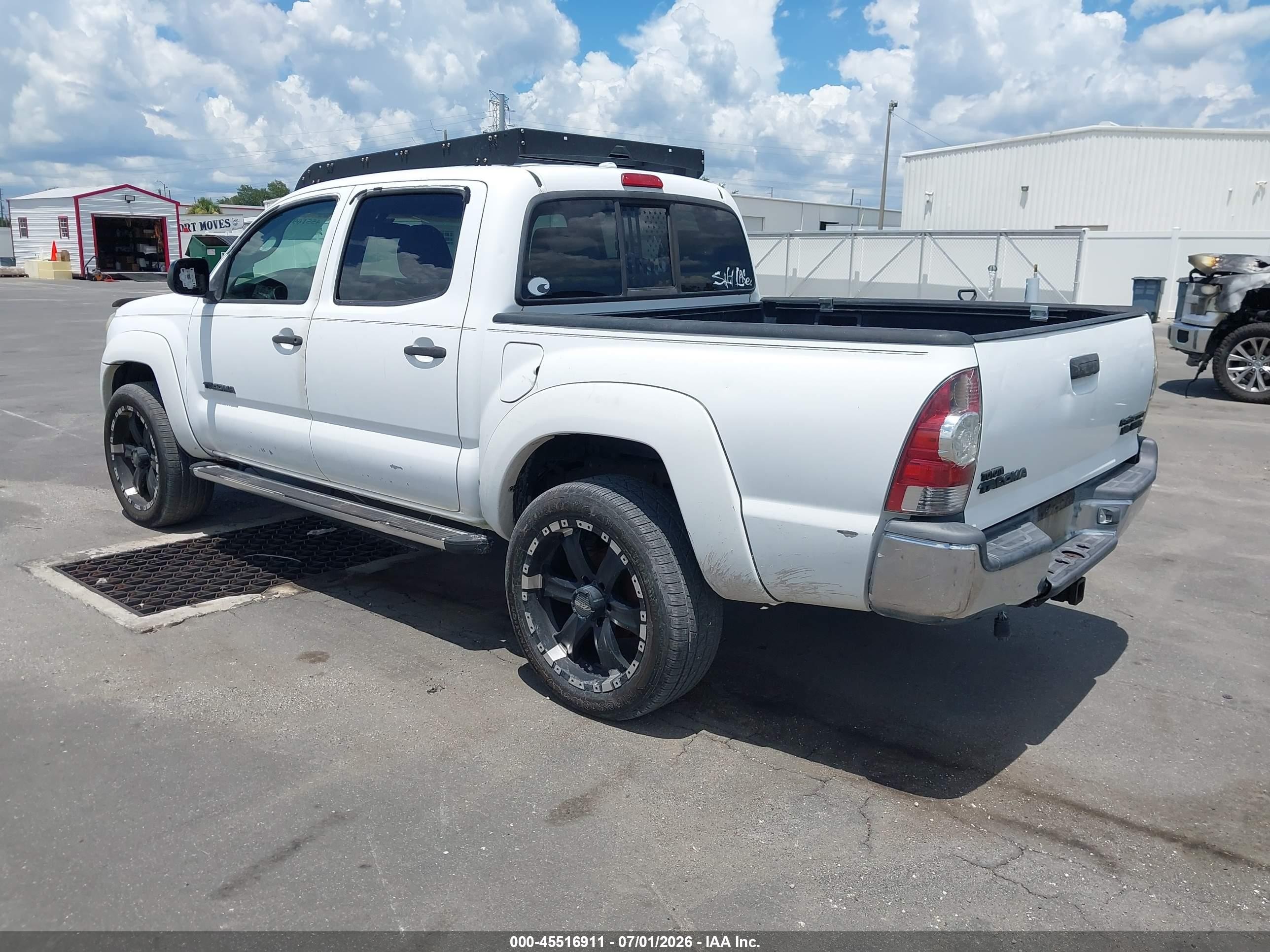 2009 Toyota Tacoma Prerunner V6 White vin: 3TMJU62NX9M073066