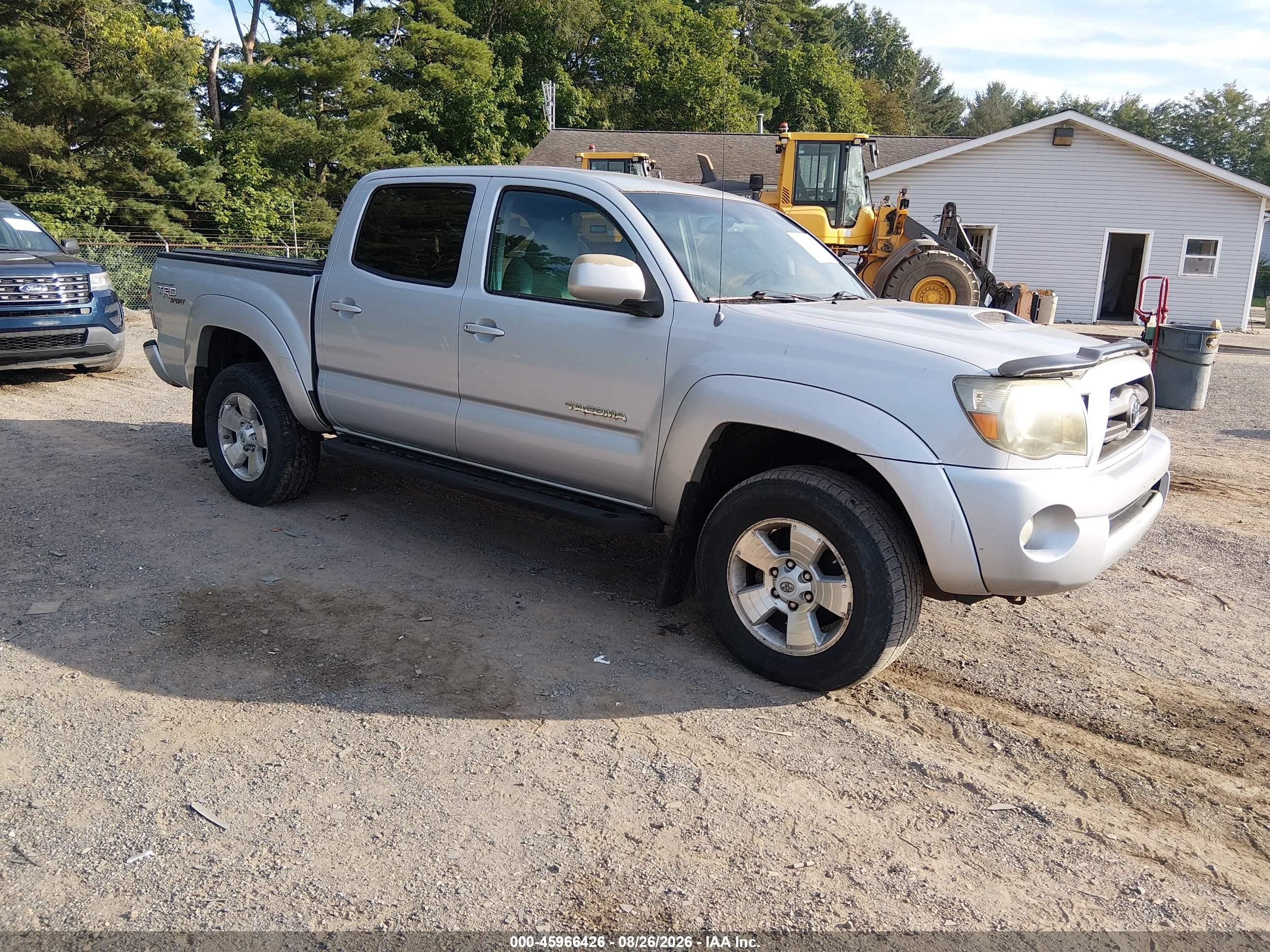 2009 Toyota Tacoma Prerunner V6 Silver vin: 3TMJU62NX9M075125