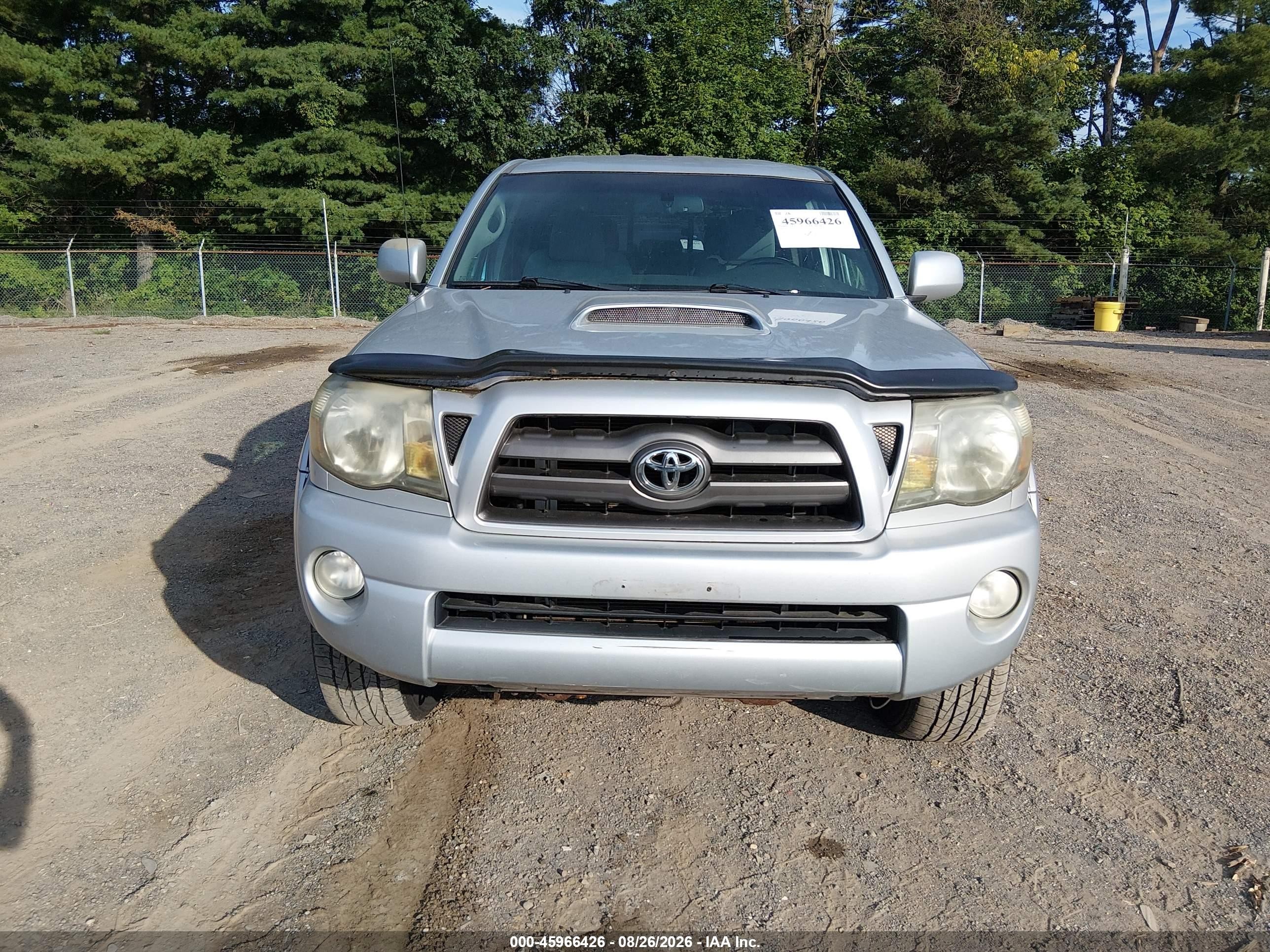 2009 Toyota Tacoma Prerunner V6 Silver vin: 3TMJU62NX9M075125