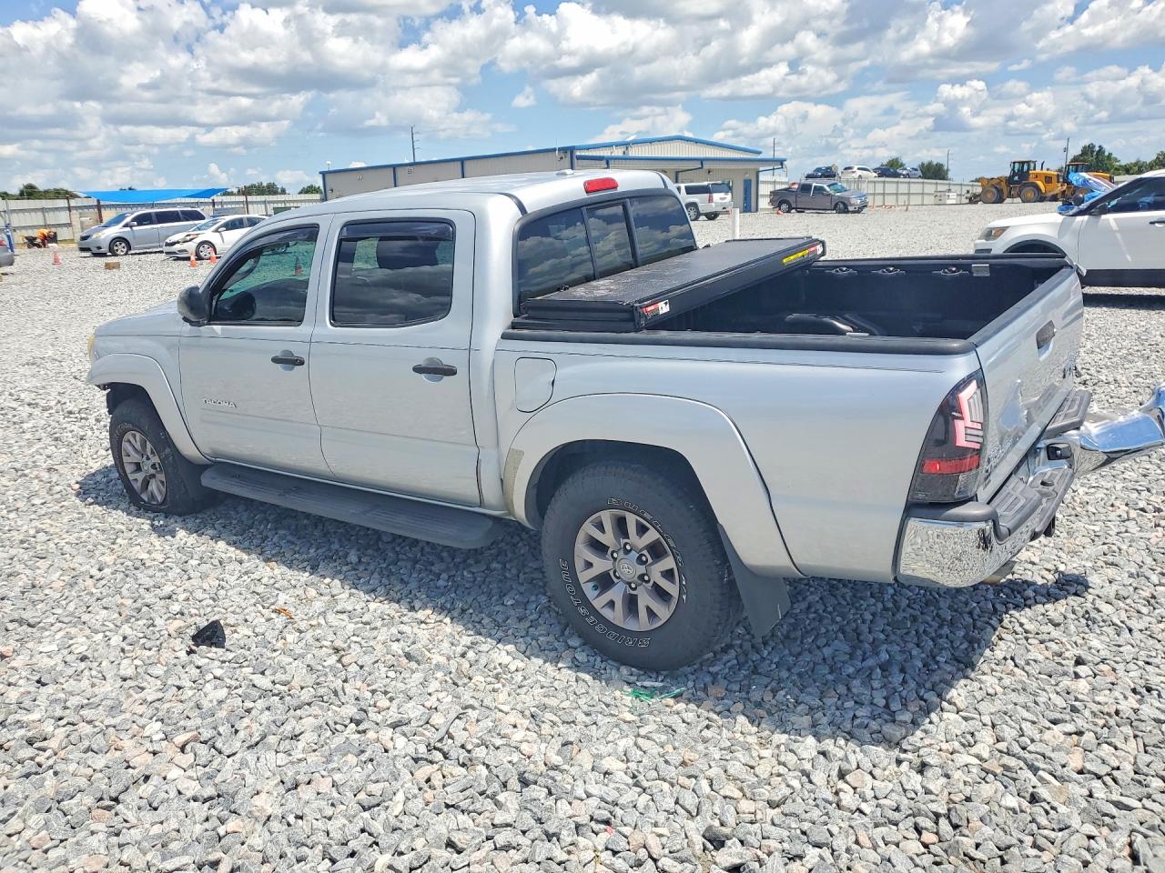 2009 Toyota Tacoma Double Cab Prerunner Silver vin: 3TMJU62NX9M075139