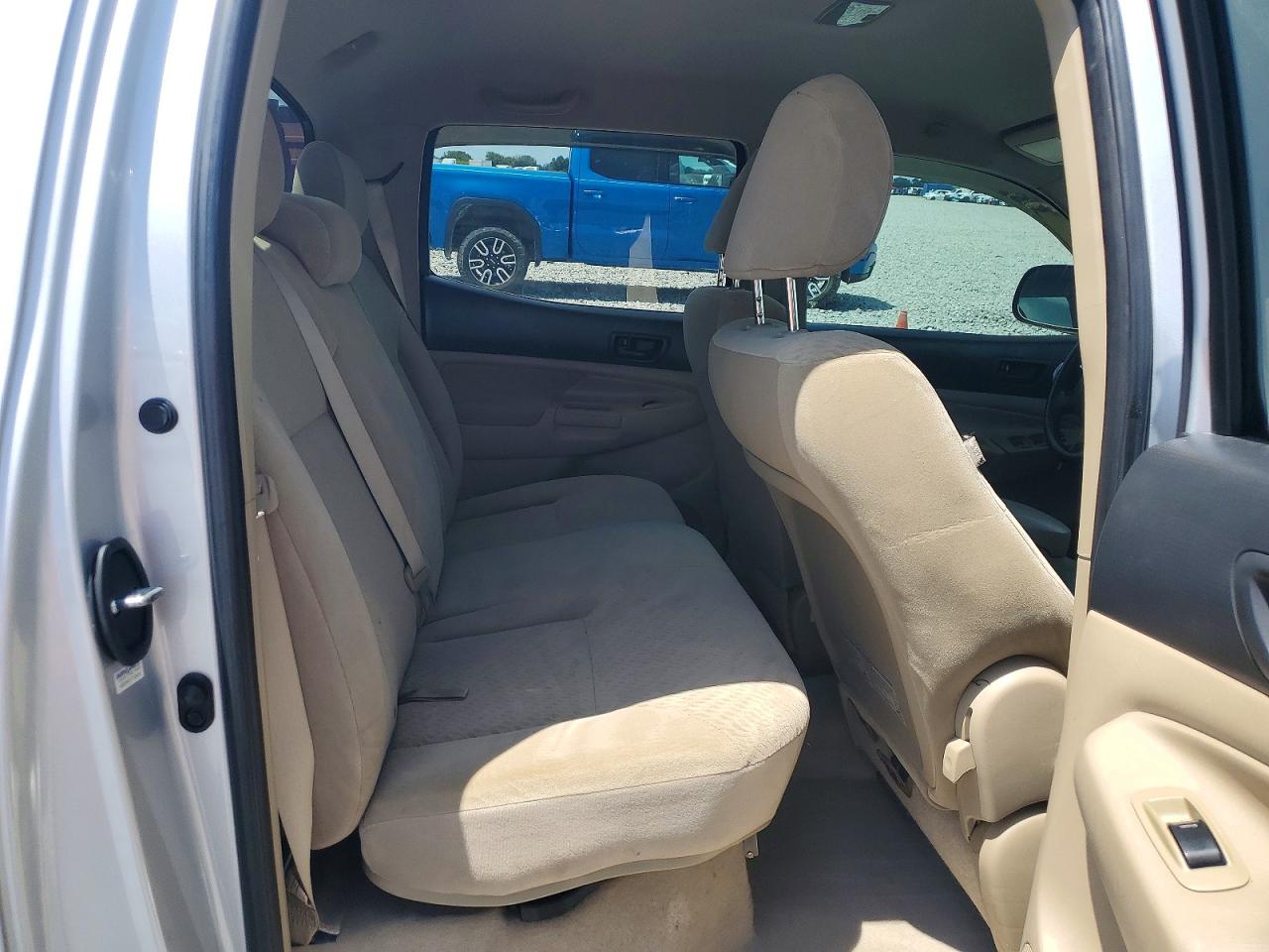 2009 Toyota Tacoma Double Cab Prerunner Silver vin: 3TMJU62NX9M075139