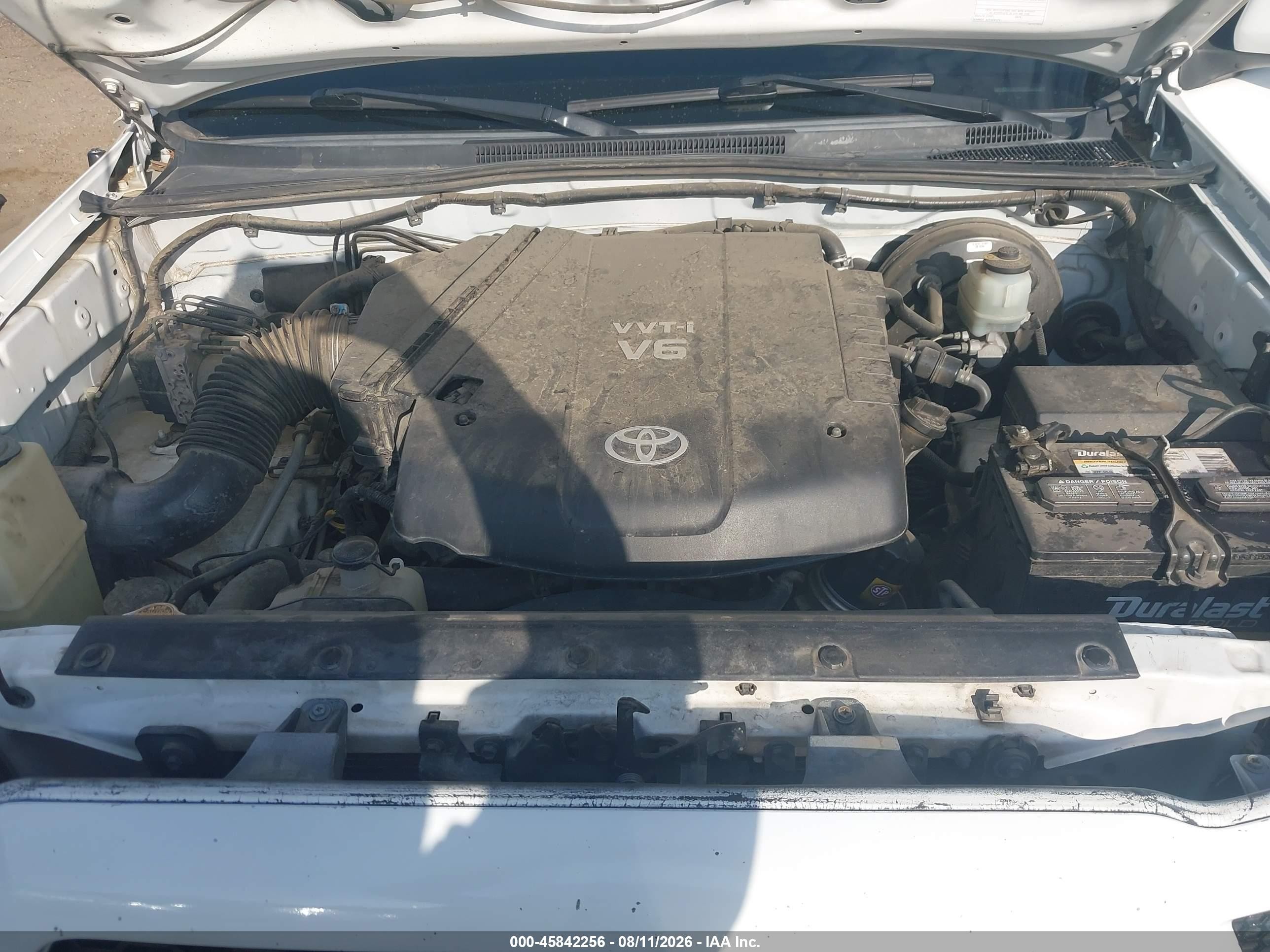 2009 Toyota Tacoma Prerunner V6 White vin: 3TMJU62NX9M086366
