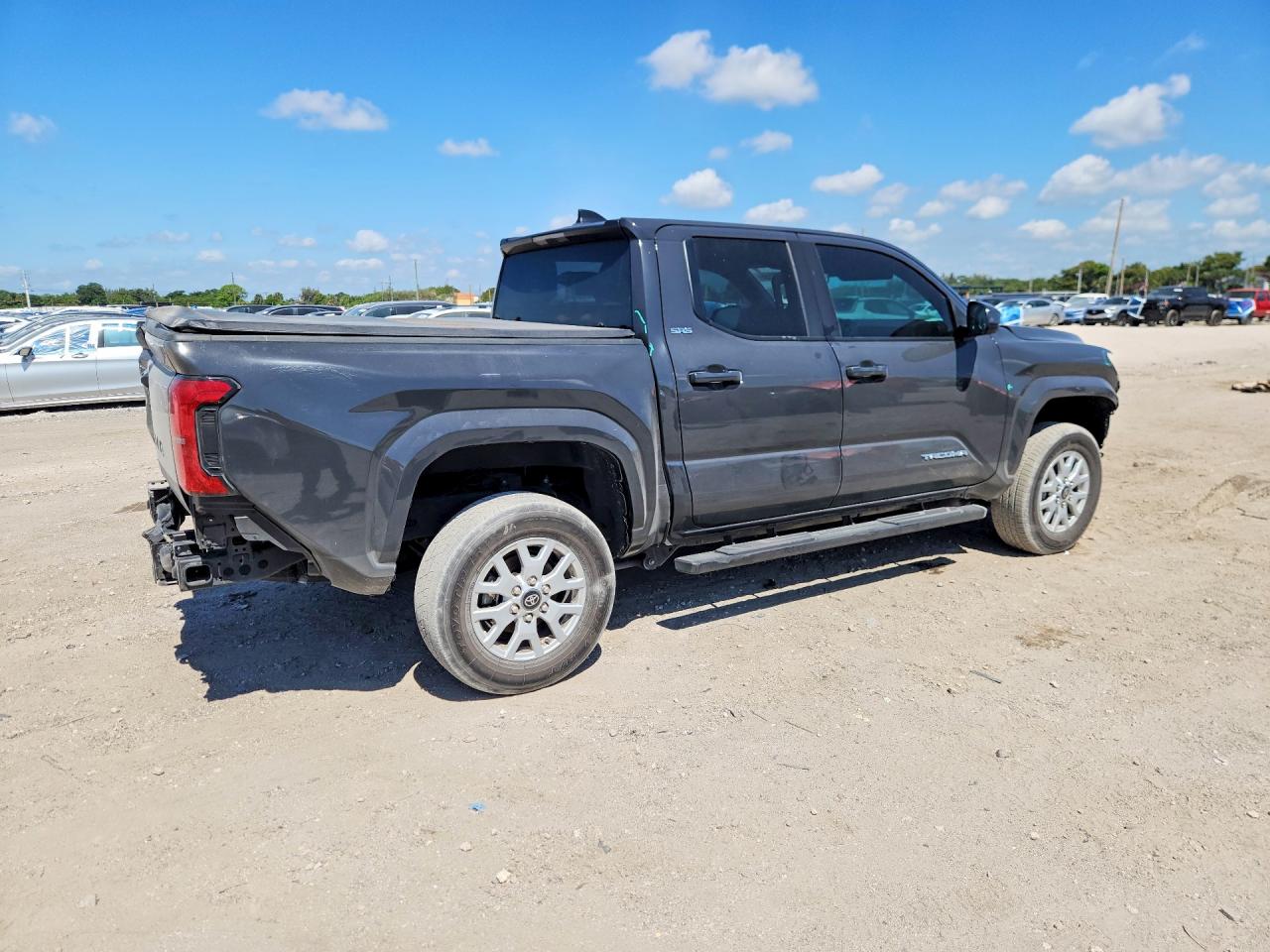 2024 Toyota Tacoma Sr5 Серый vin: 3TMKB5FN3RM013628