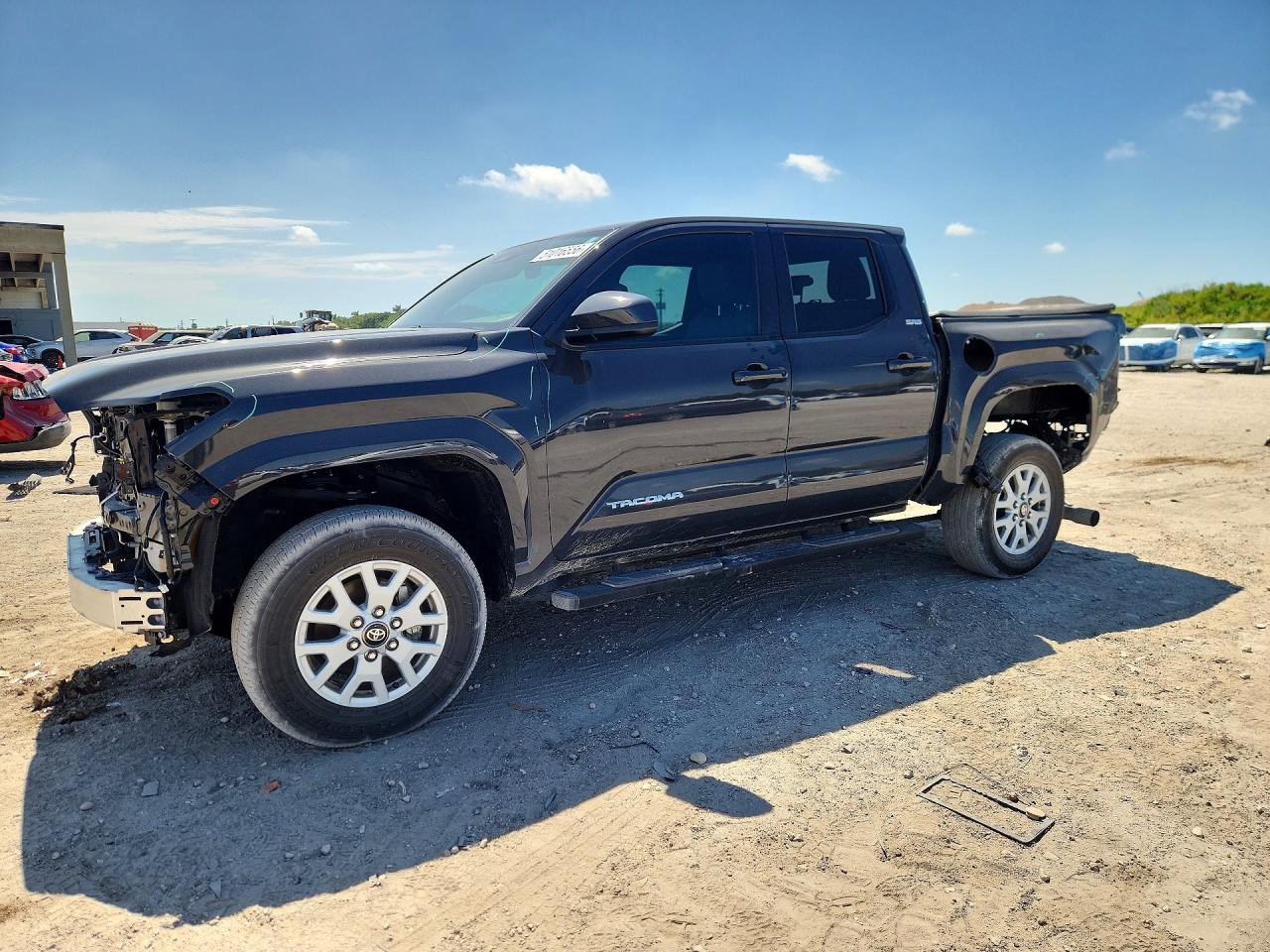 2024 Toyota Tacoma Sr5 Gray vin: 3TMKB5FN3RM013628