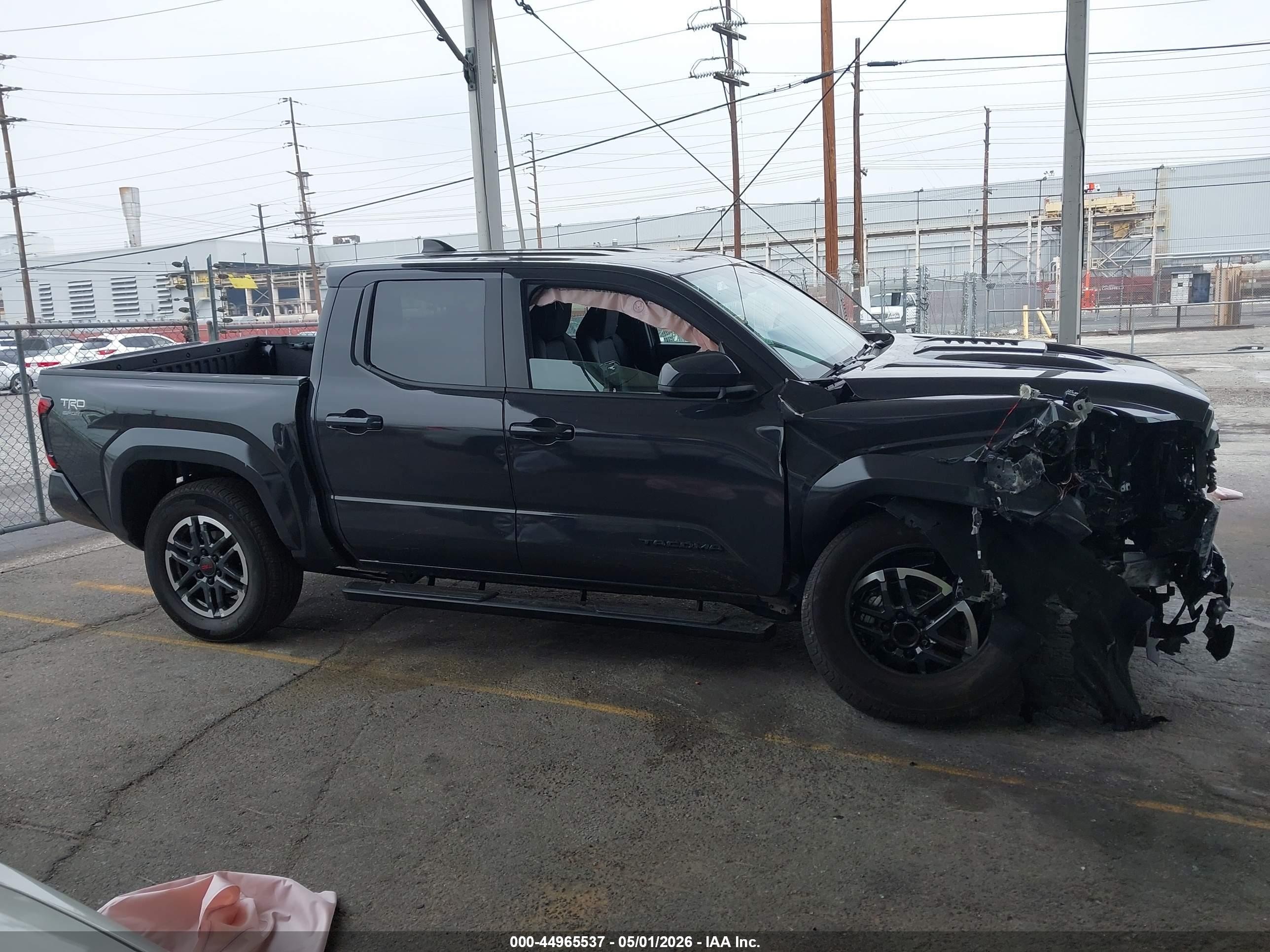 2026 Toyota Tacoma Trd Sport Black vin: 3TMKB5FN6TM059512