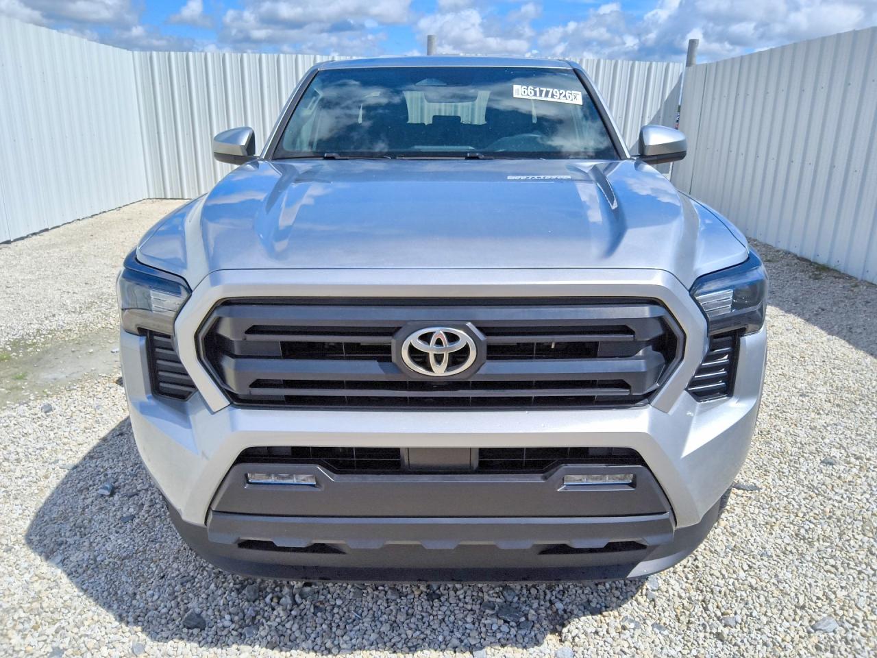 2025 Toyota Tacoma Sr5 Silver vin: 3TMKB5FNXSM031114