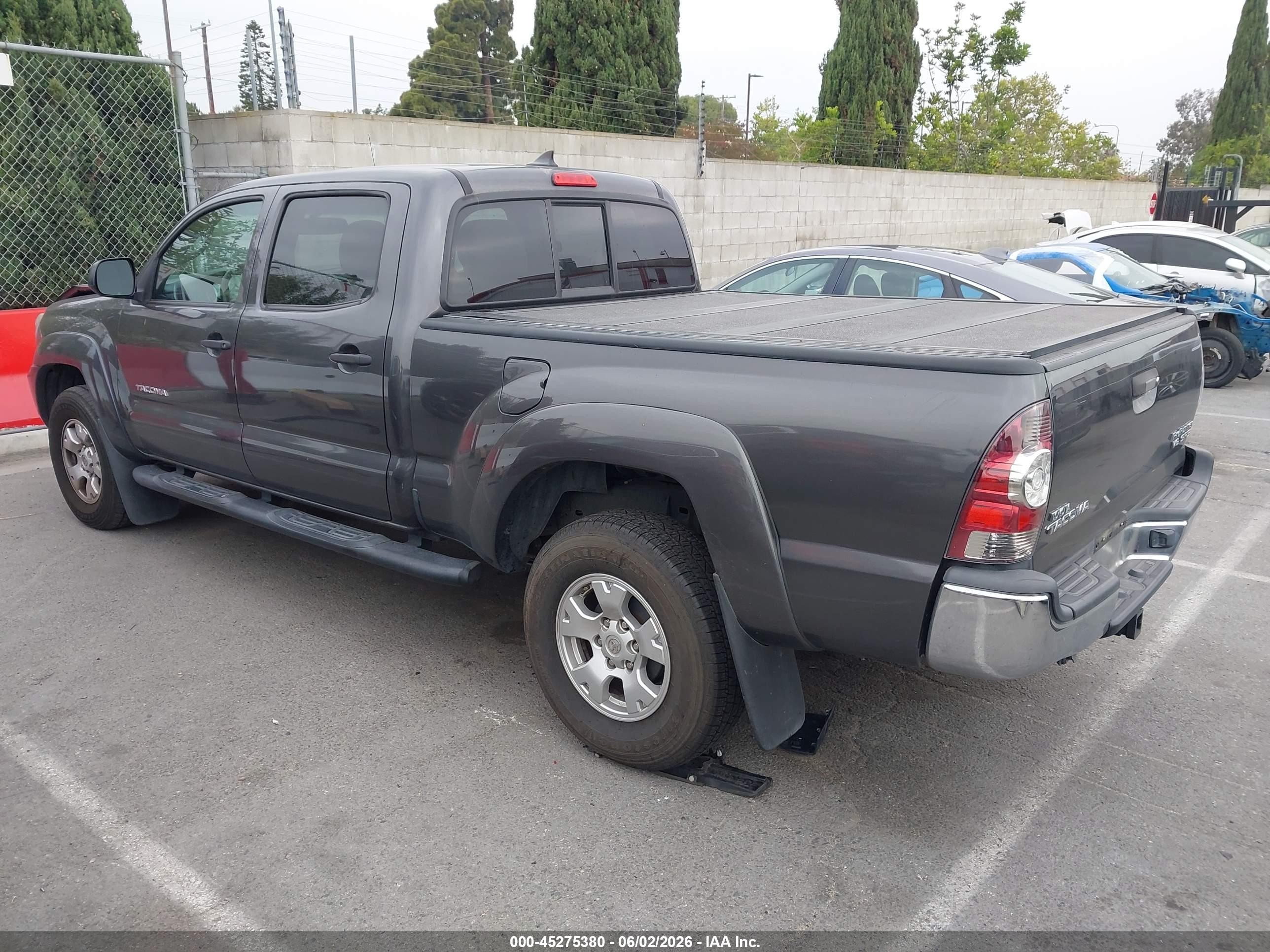 2012 Toyota Tacoma Prerunner V6 Gray vin: 3TMKU4HN0CM031769