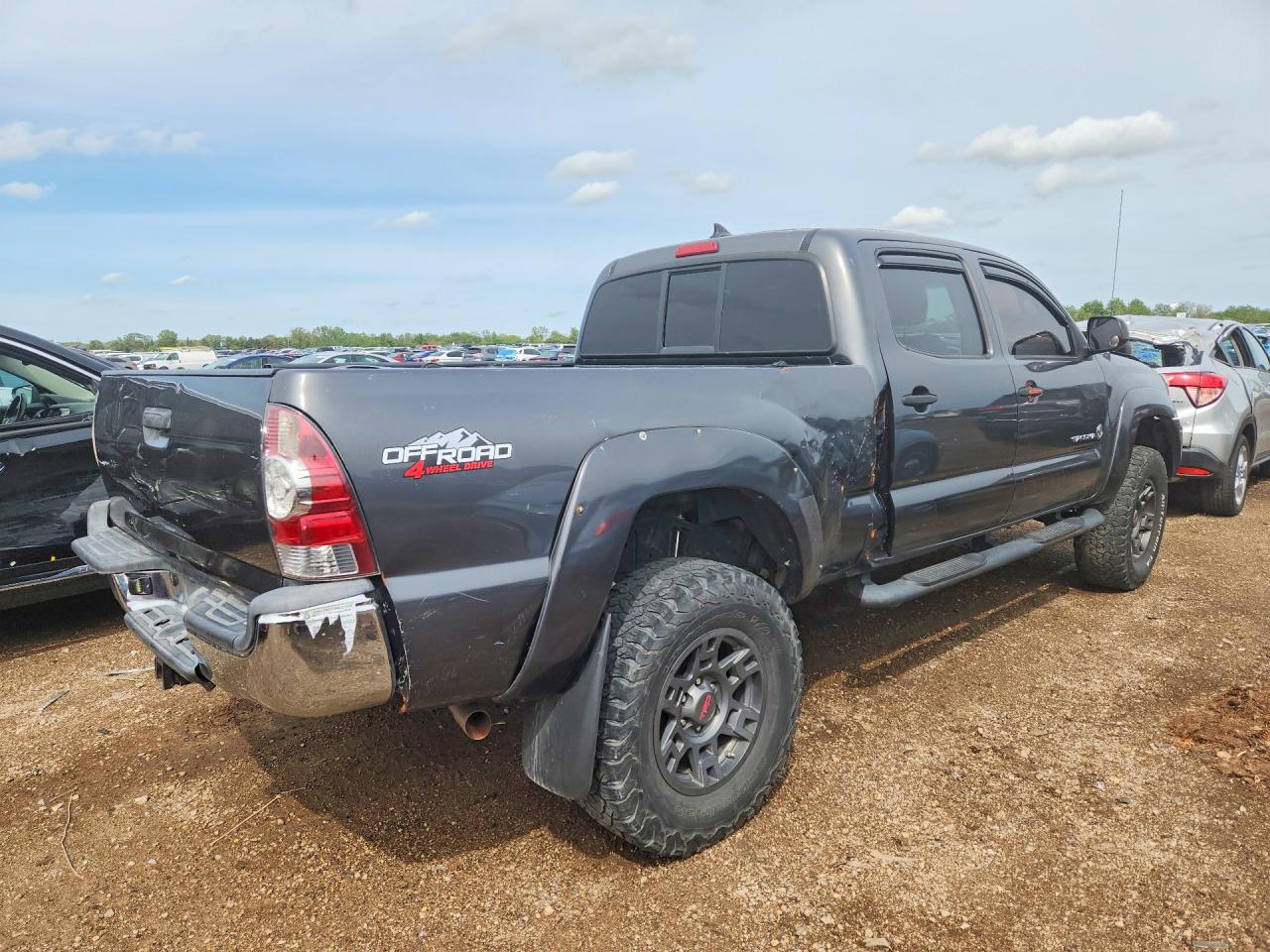 2014 Toyota Tacoma Double Cab Prerunner Long Bed Gray vin: 3TMKU4HN0EM040295