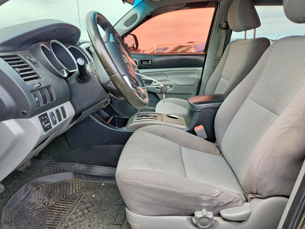 2014 Toyota Tacoma Double Cab Prerunner Long Bed Gray vin: 3TMKU4HN0EM040295