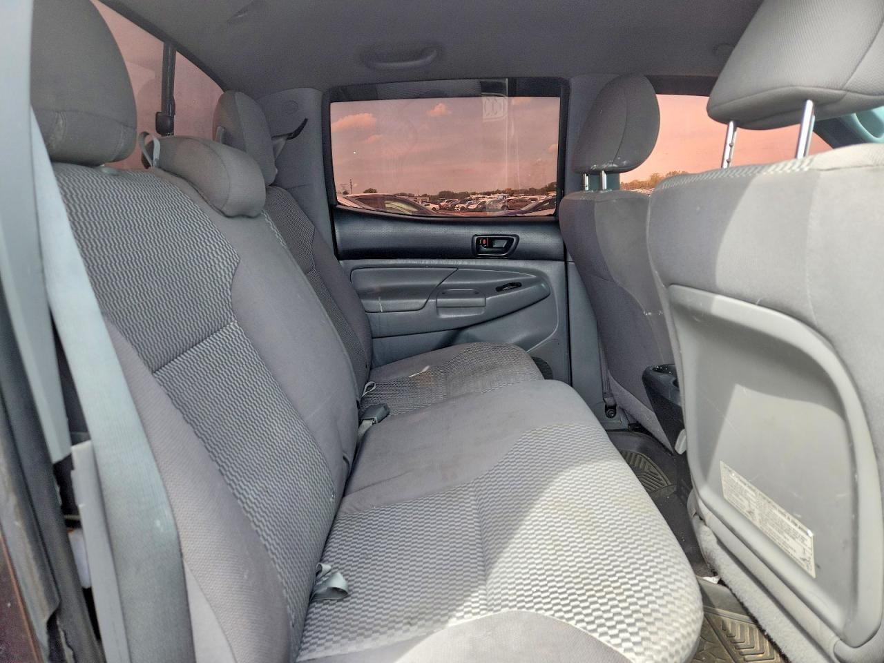 2014 Toyota Tacoma Double Cab Prerunner Long Bed Gray vin: 3TMKU4HN0EM040295