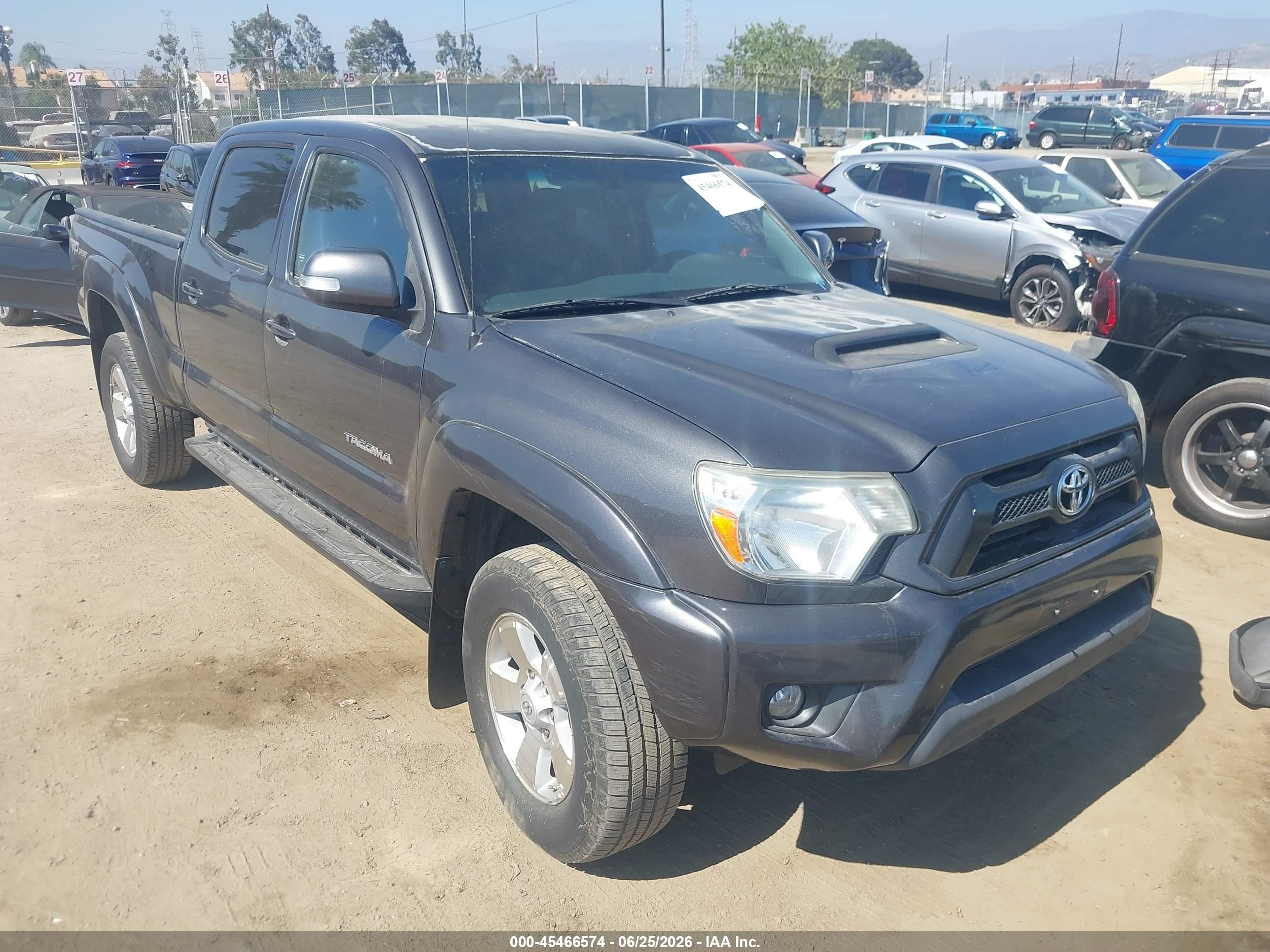 2015 Toyota Tacoma Prerunner V6 Gray vin: 3TMKU4HN0FM044638