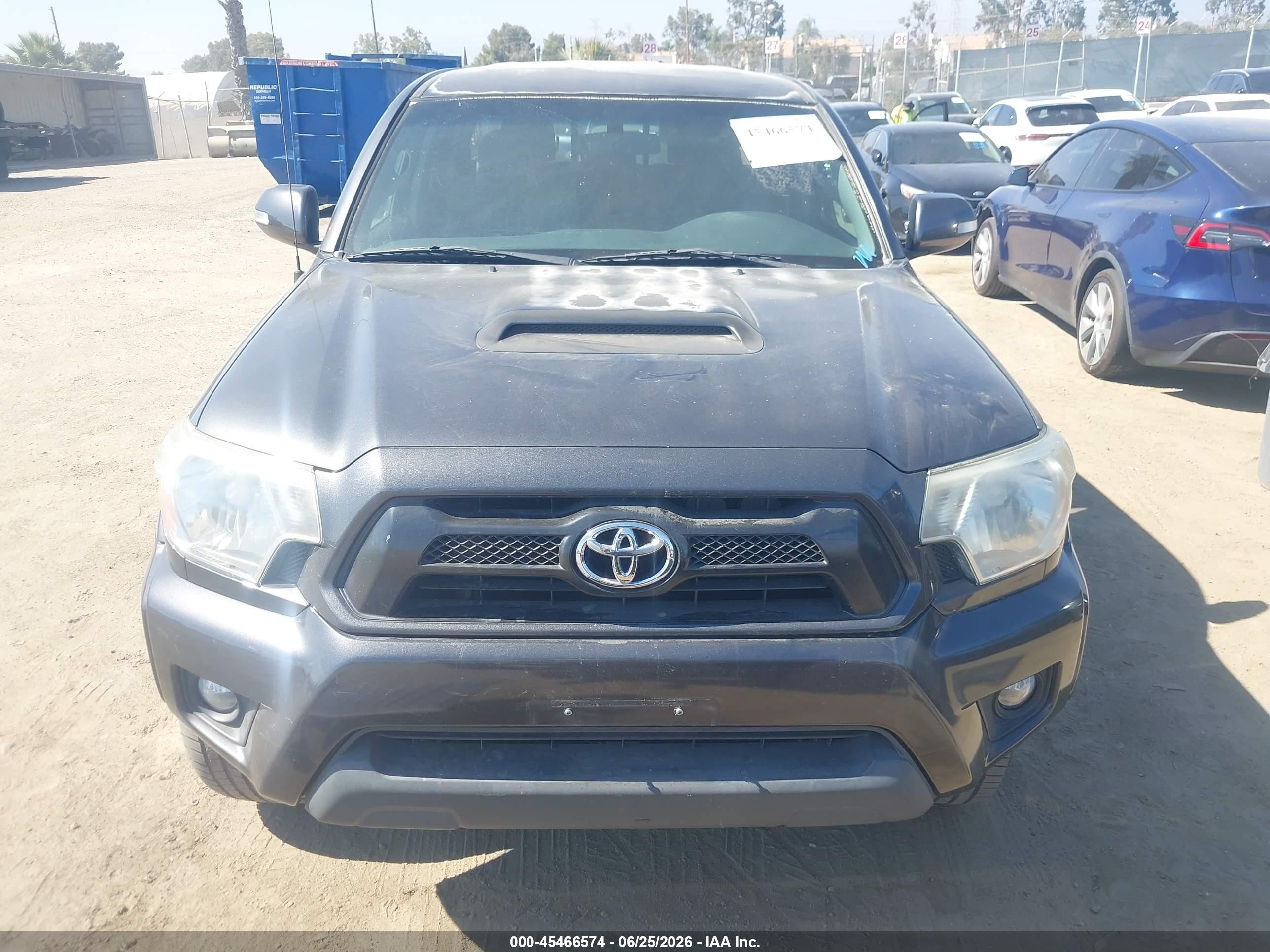 2015 Toyota Tacoma Prerunner V6 Серый vin: 3TMKU4HN0FM044638