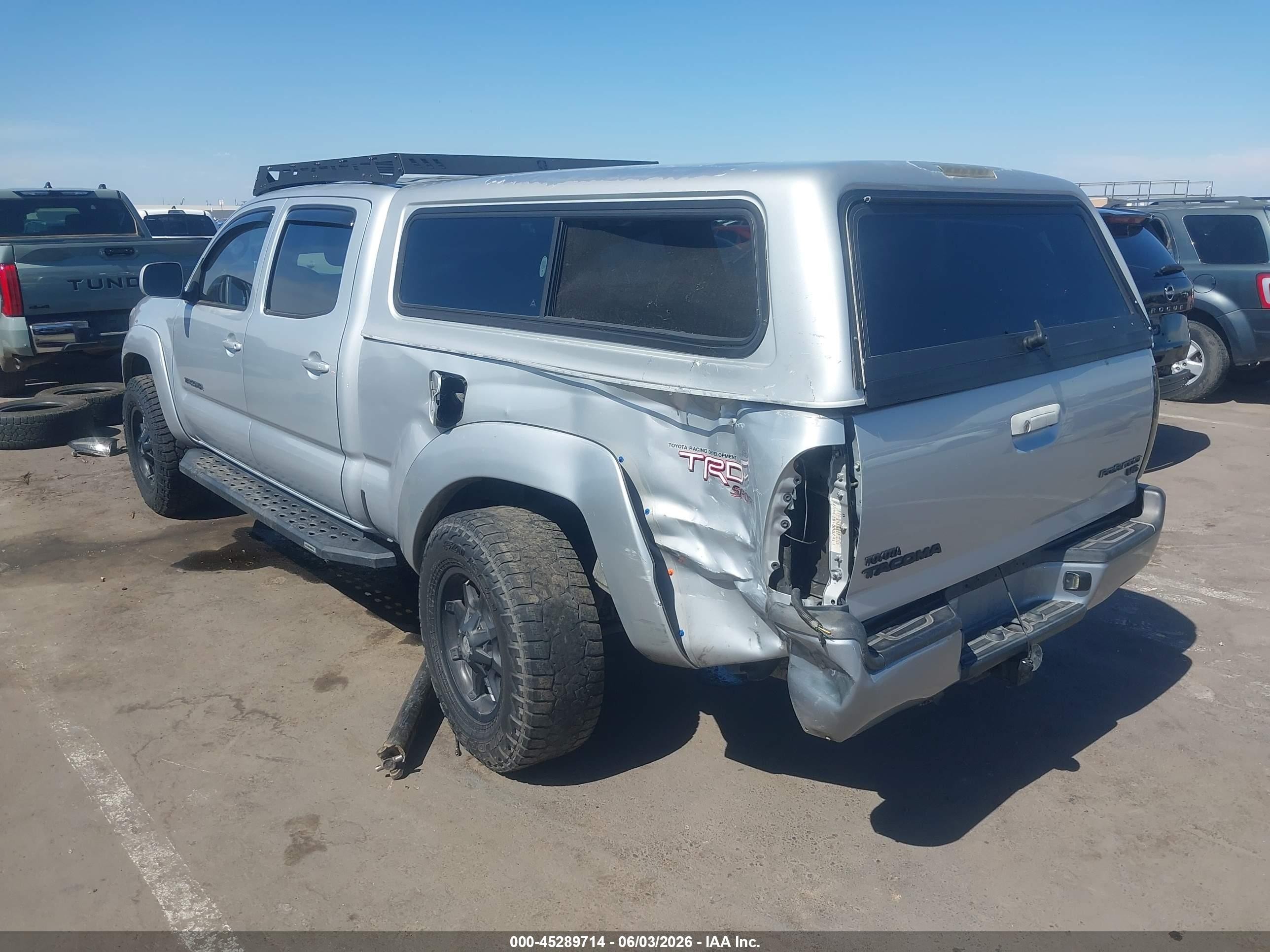 2011 Toyota Tacoma Prerunner V6 Silver vin: 3TMKU4HN1BM028300
