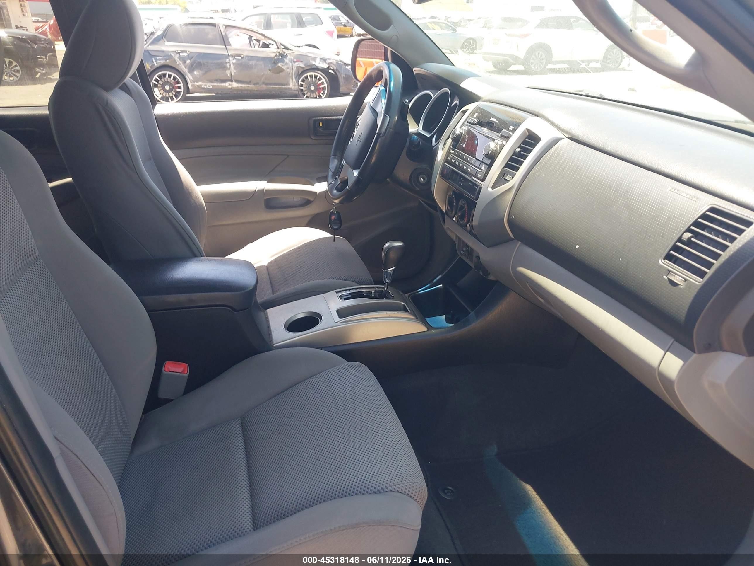 2012 Toyota Tacoma Prerunner V6 Серый vin: 3TMKU4HN1CM031960
