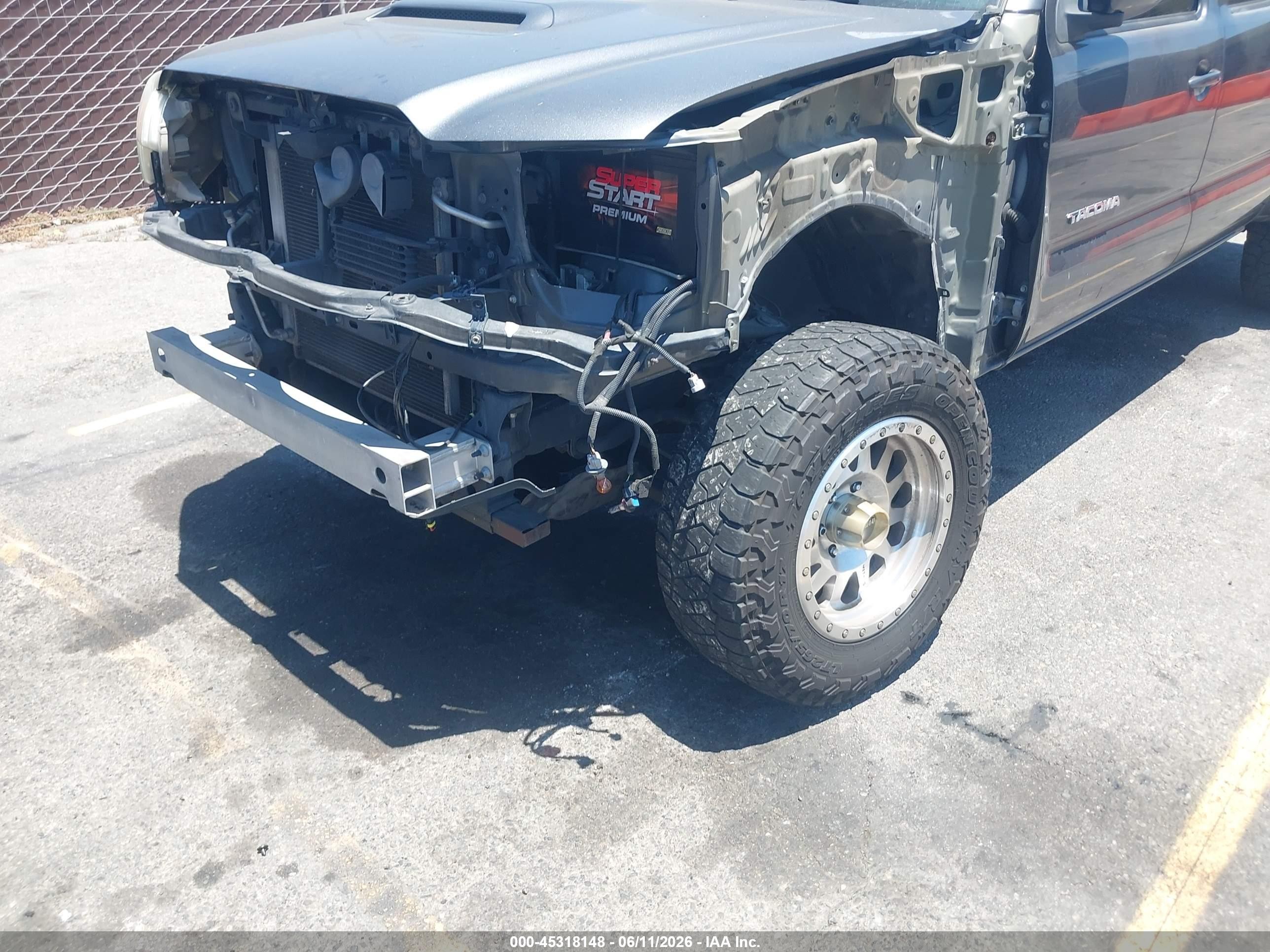 2012 Toyota Tacoma Prerunner V6 Серый vin: 3TMKU4HN1CM031960