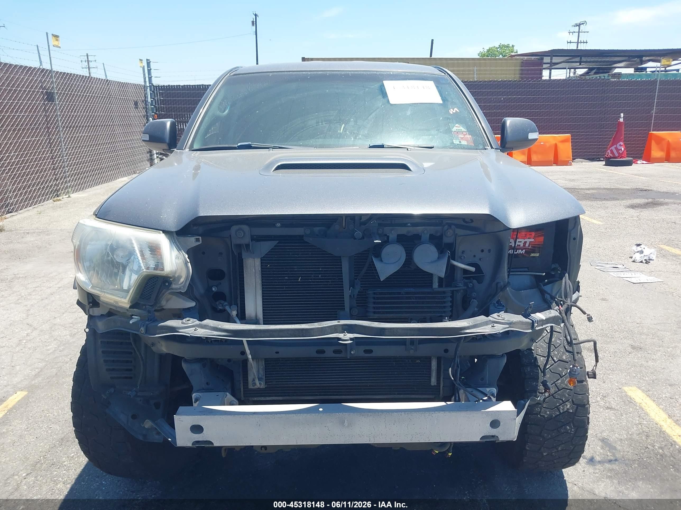 2012 Toyota Tacoma Prerunner V6 Серый vin: 3TMKU4HN1CM031960