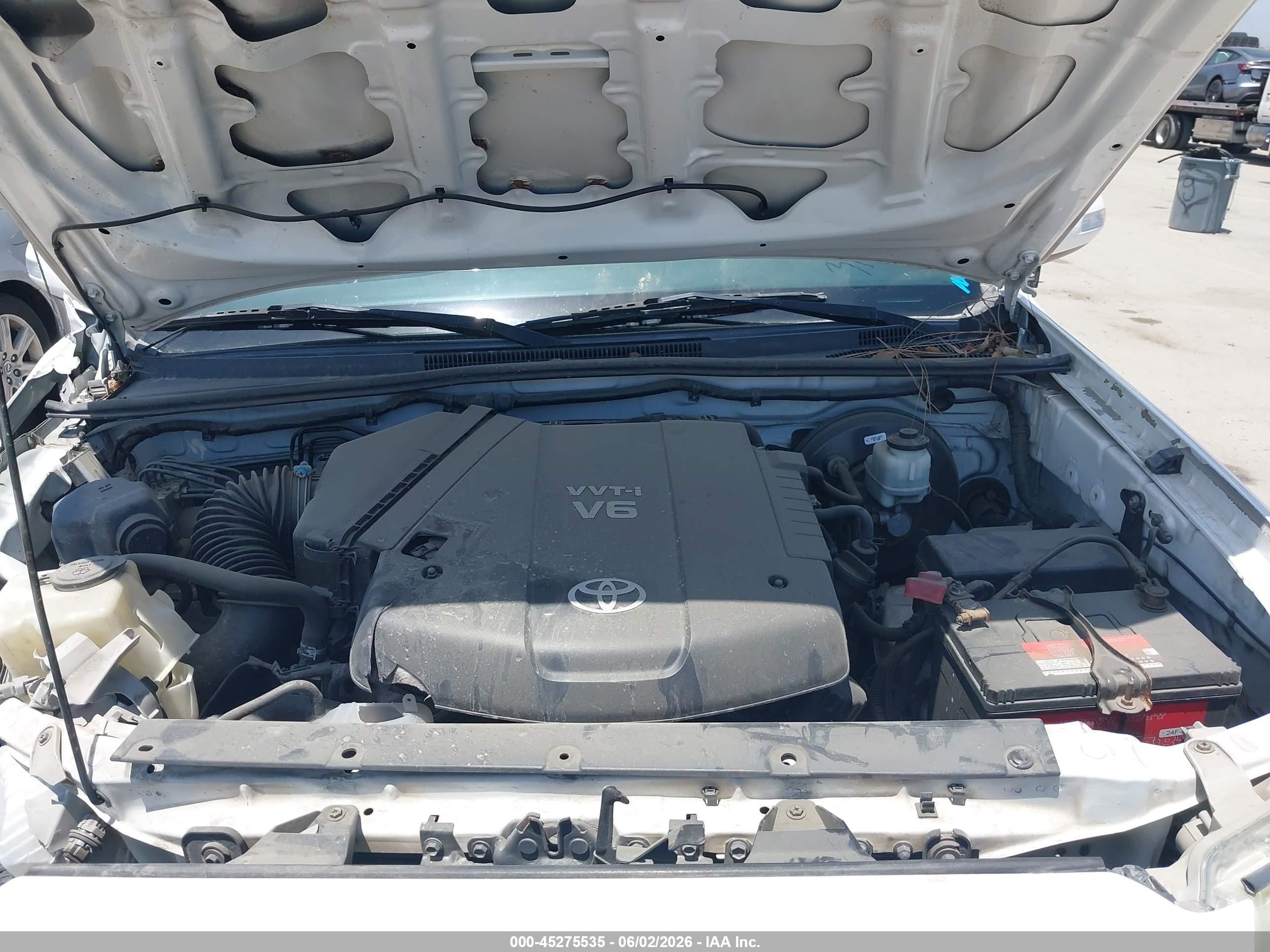 2013 Toyota Tacoma Prerunner V6 White vin: 3TMKU4HN1DM037341