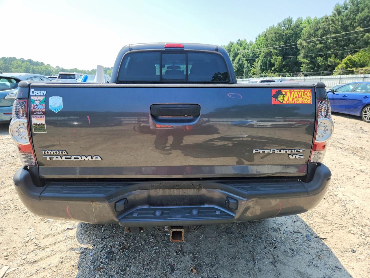 2011 Toyota Tacoma Double Cab Prerunner Long Bed Gray vin: 3TMKU4HN2BM029083