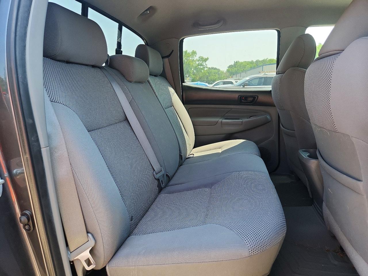 2011 Toyota Tacoma Double Cab Prerunner Long Bed Gray vin: 3TMKU4HN2BM029083