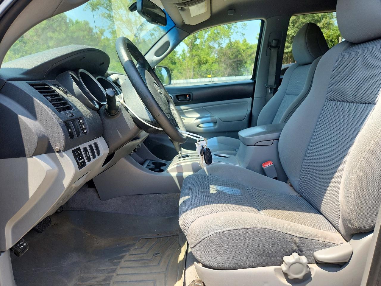 2011 Toyota Tacoma Double Cab Prerunner Long Bed Gray vin: 3TMKU4HN2BM029083