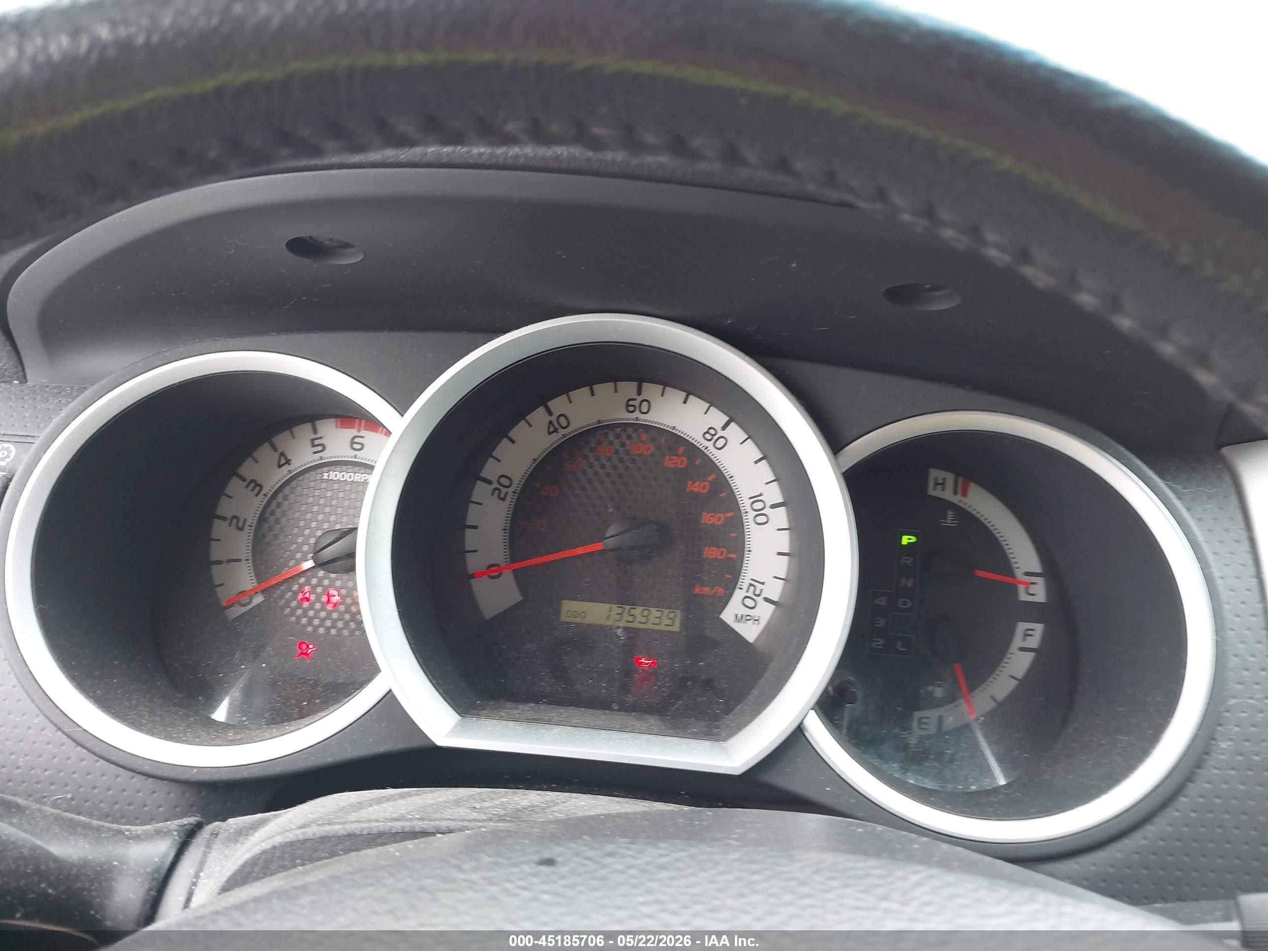 2011 Toyota Tacoma Prerunner V6 Красный vin: 3TMKU4HN2BM030699
