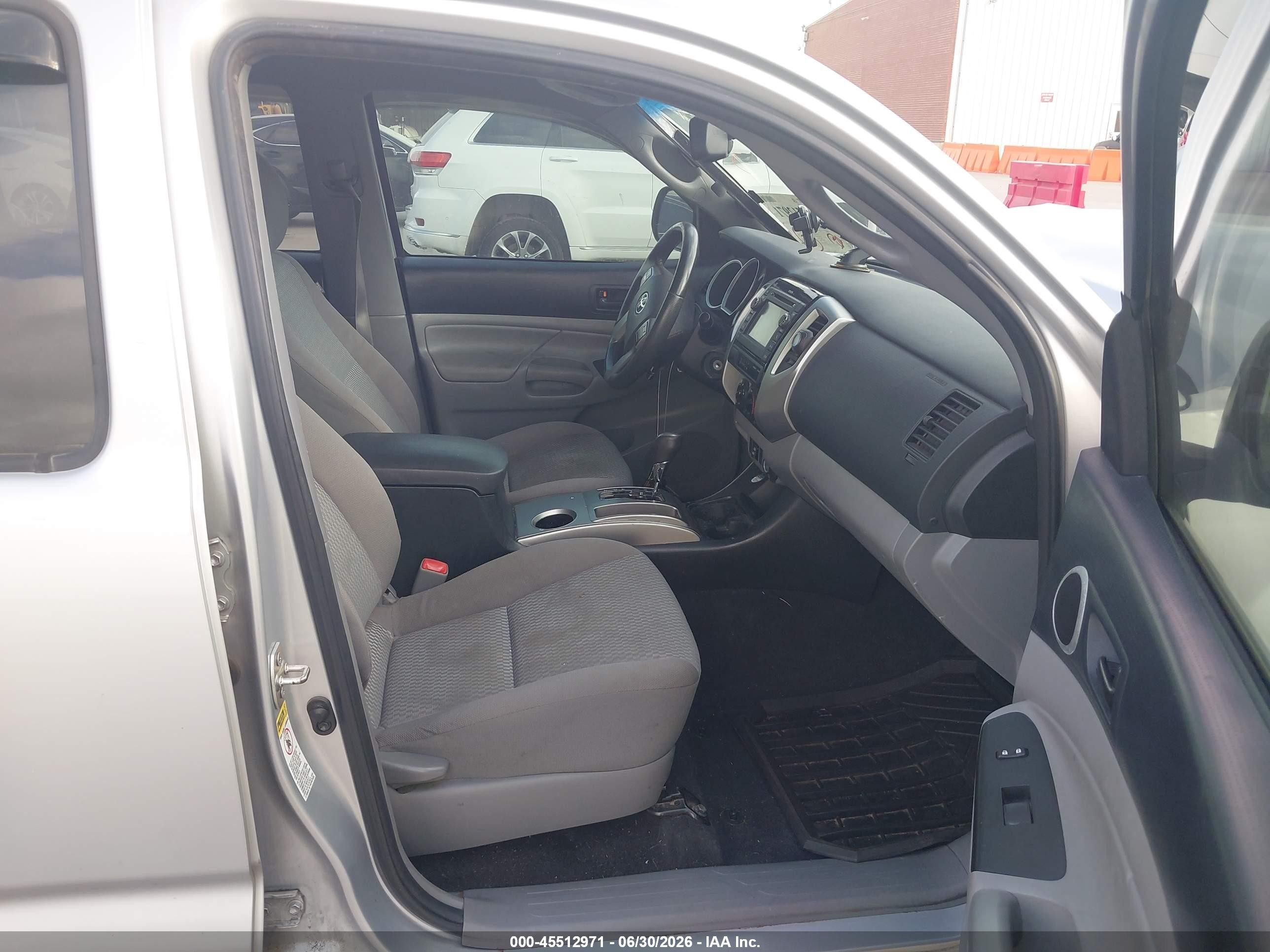 2013 Toyota Tacoma Prerunner V6 Gray vin: 3TMKU4HN2DM038255
