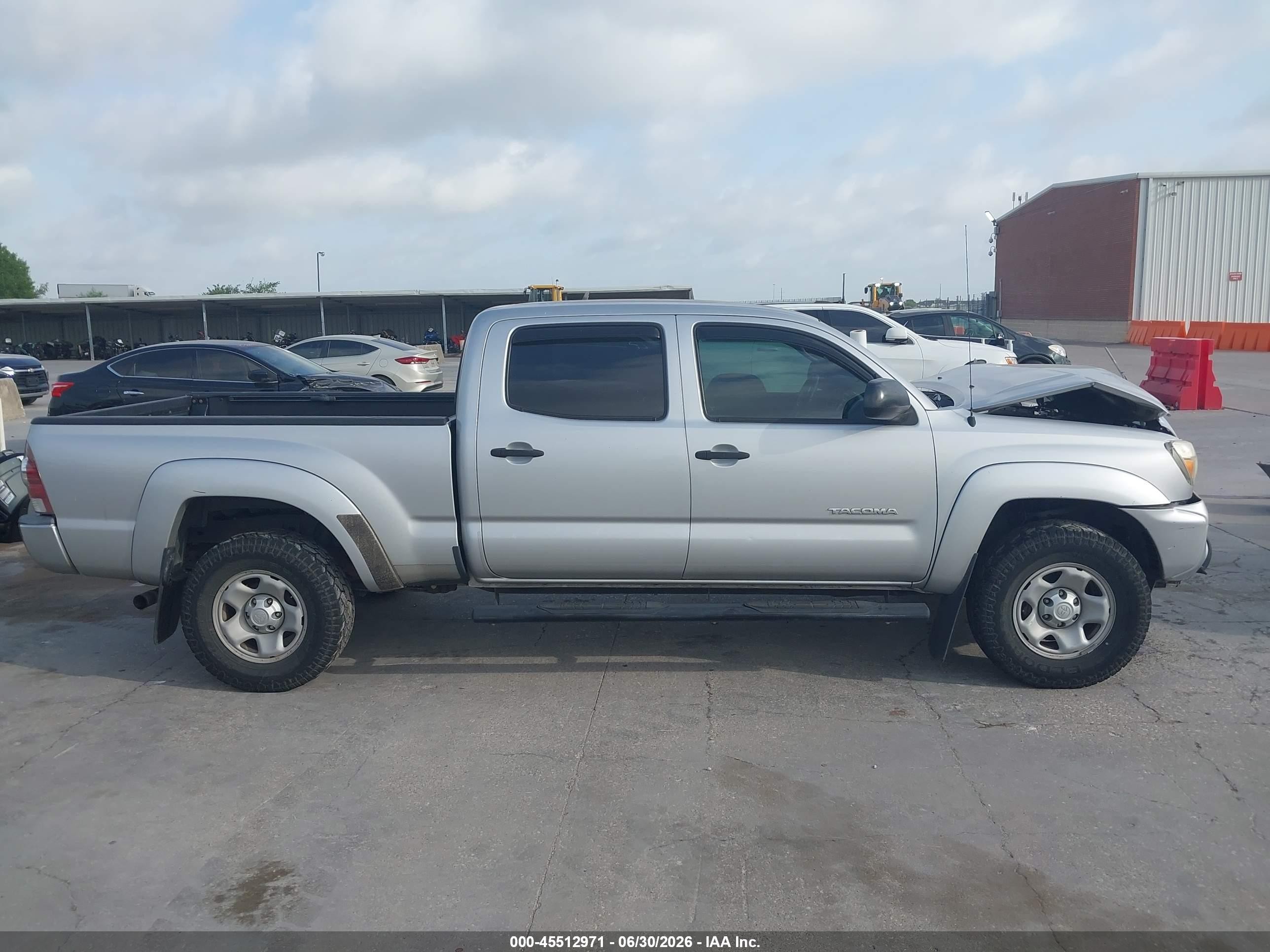 2013 Toyota Tacoma Prerunner V6 Gray vin: 3TMKU4HN2DM038255