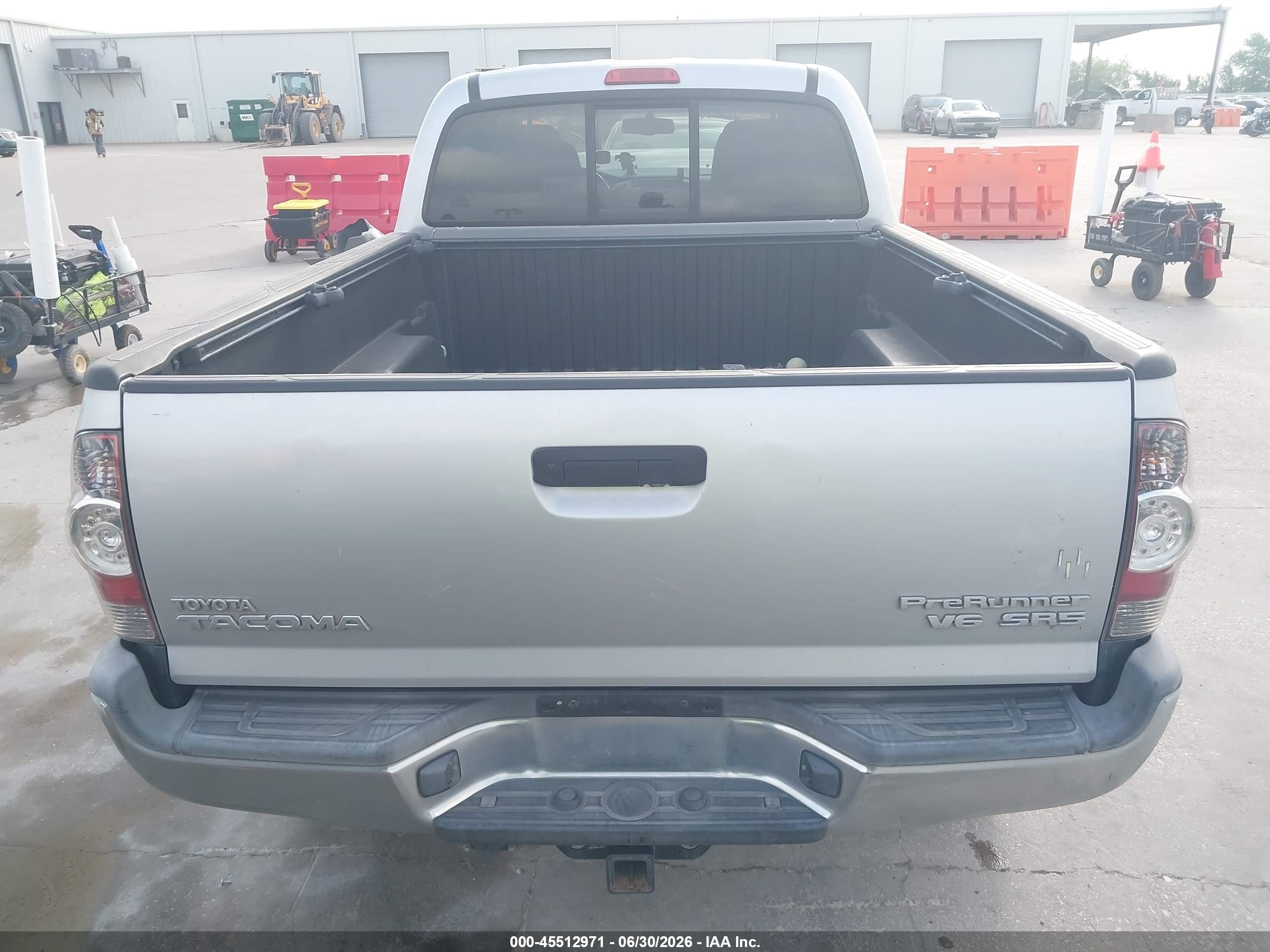 2013 Toyota Tacoma Prerunner V6 Gray vin: 3TMKU4HN2DM038255