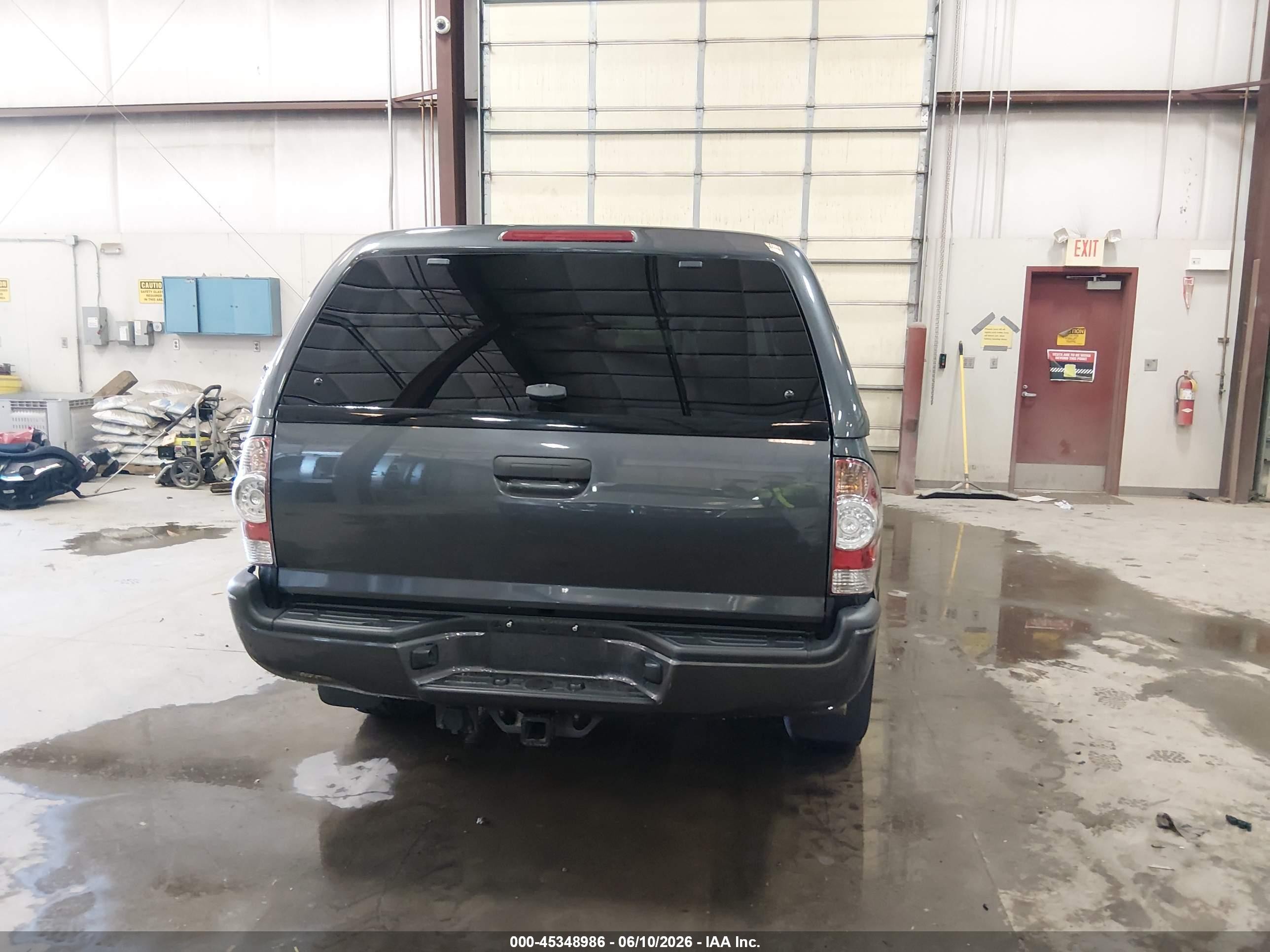 2015 Toyota Tacoma Prerunner V6 Gray vin: 3TMKU4HN2FM043992