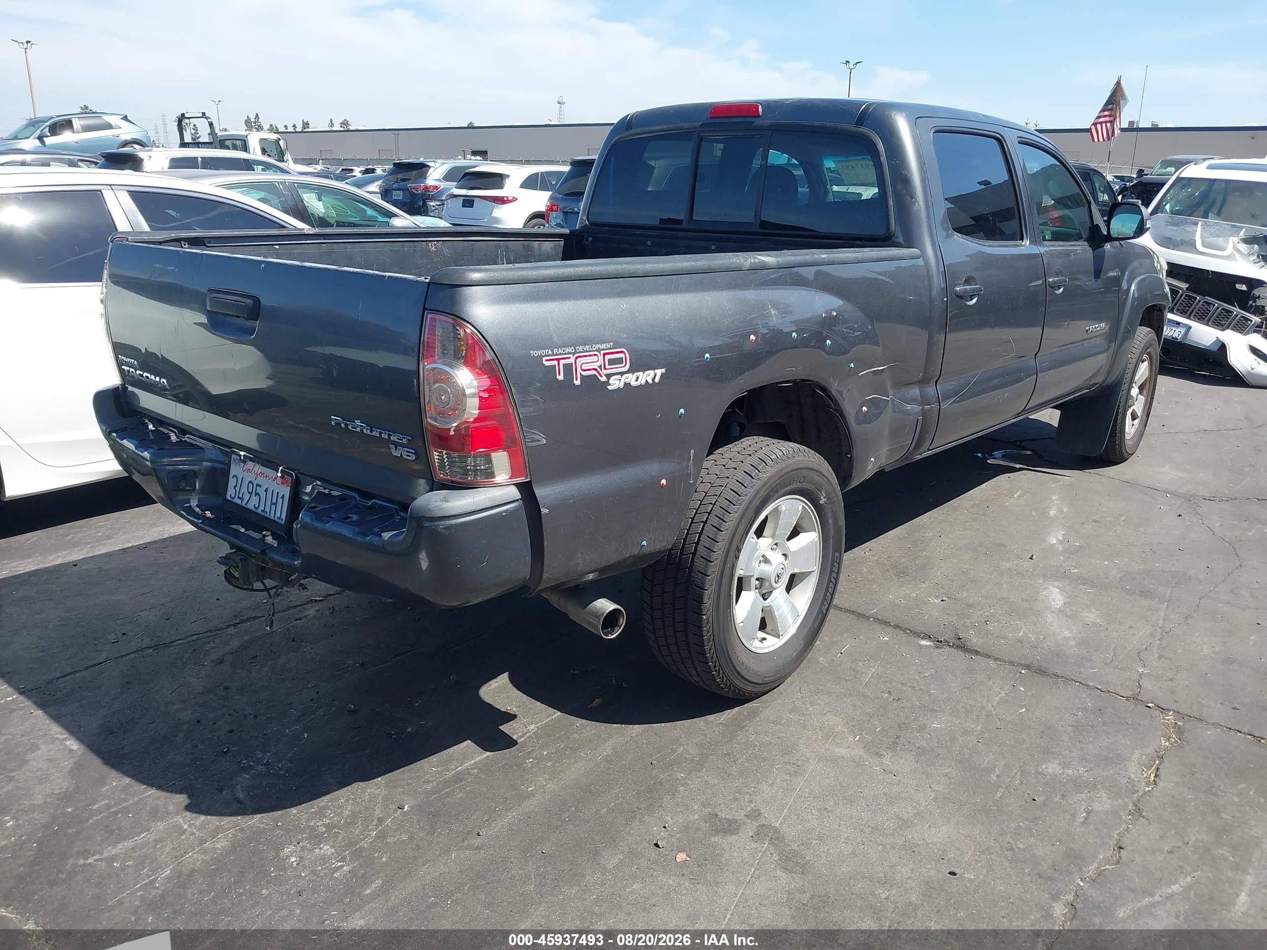 2013 Toyota Tacoma Prerunner V6 Gray vin: 3TMKU4HN3DM035283