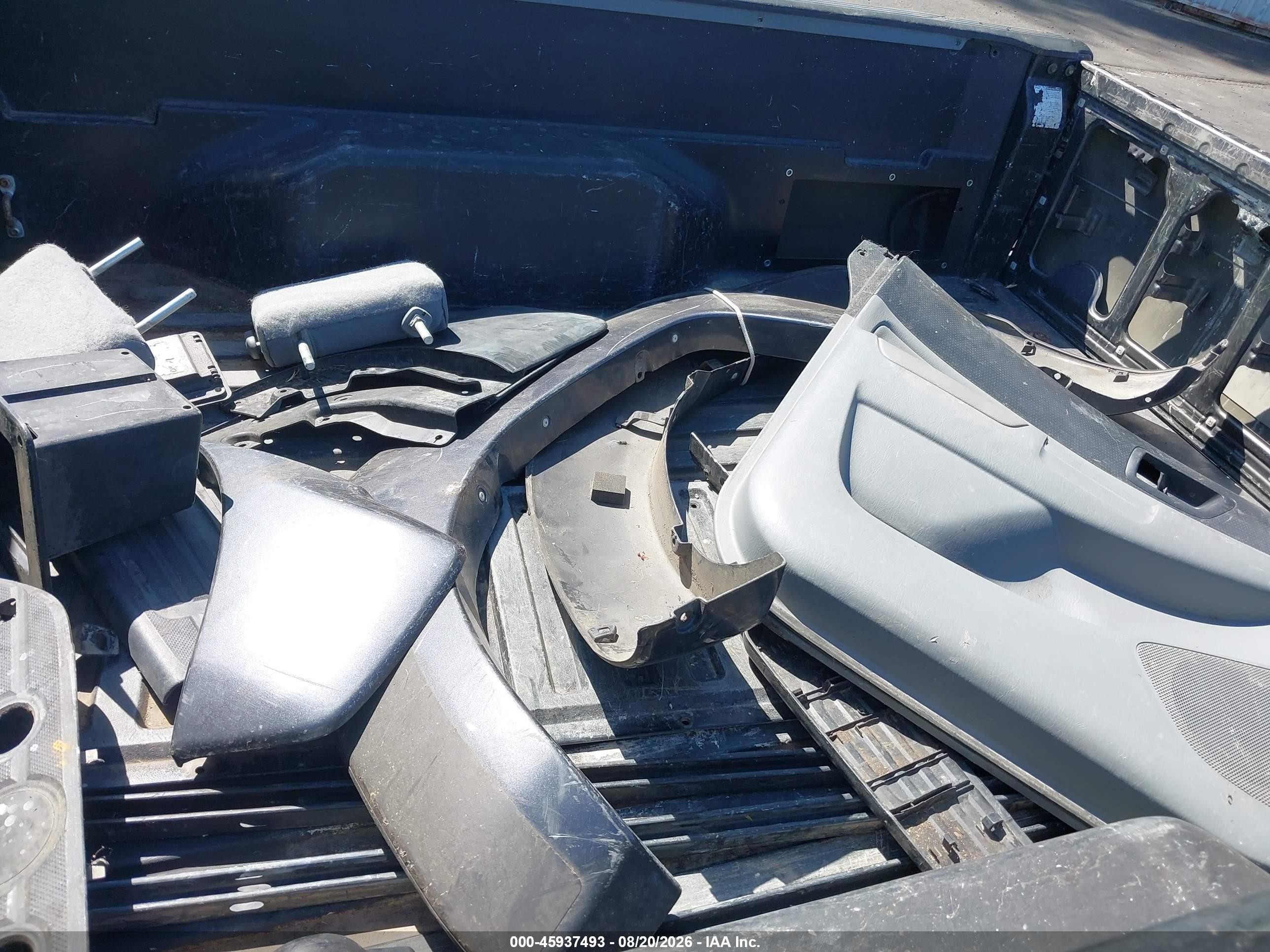 2013 Toyota Tacoma Prerunner V6 Gray vin: 3TMKU4HN3DM035283