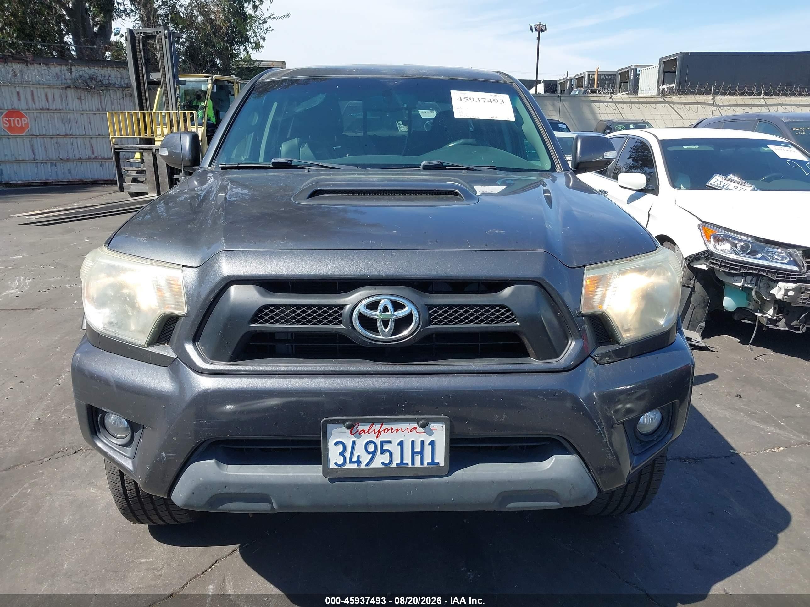 2013 Toyota Tacoma Prerunner V6 Gray vin: 3TMKU4HN3DM035283