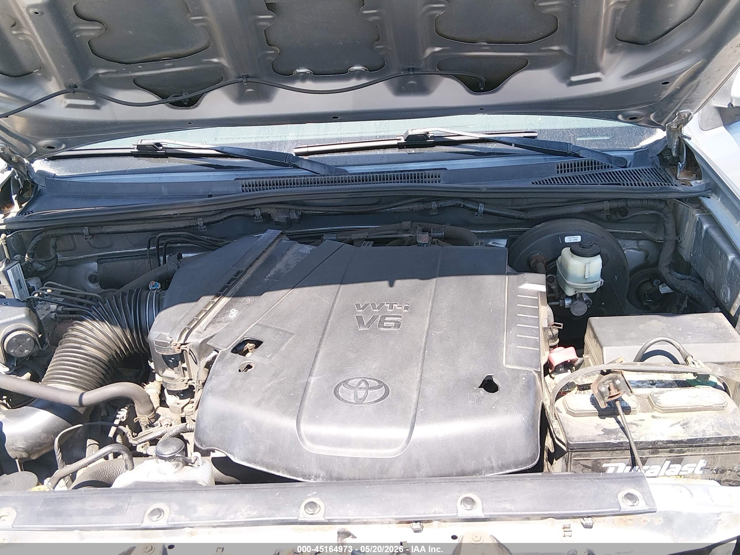2015 Toyota Tacoma Prerunner V6 Silver vin: 3TMKU4HN3FM045458