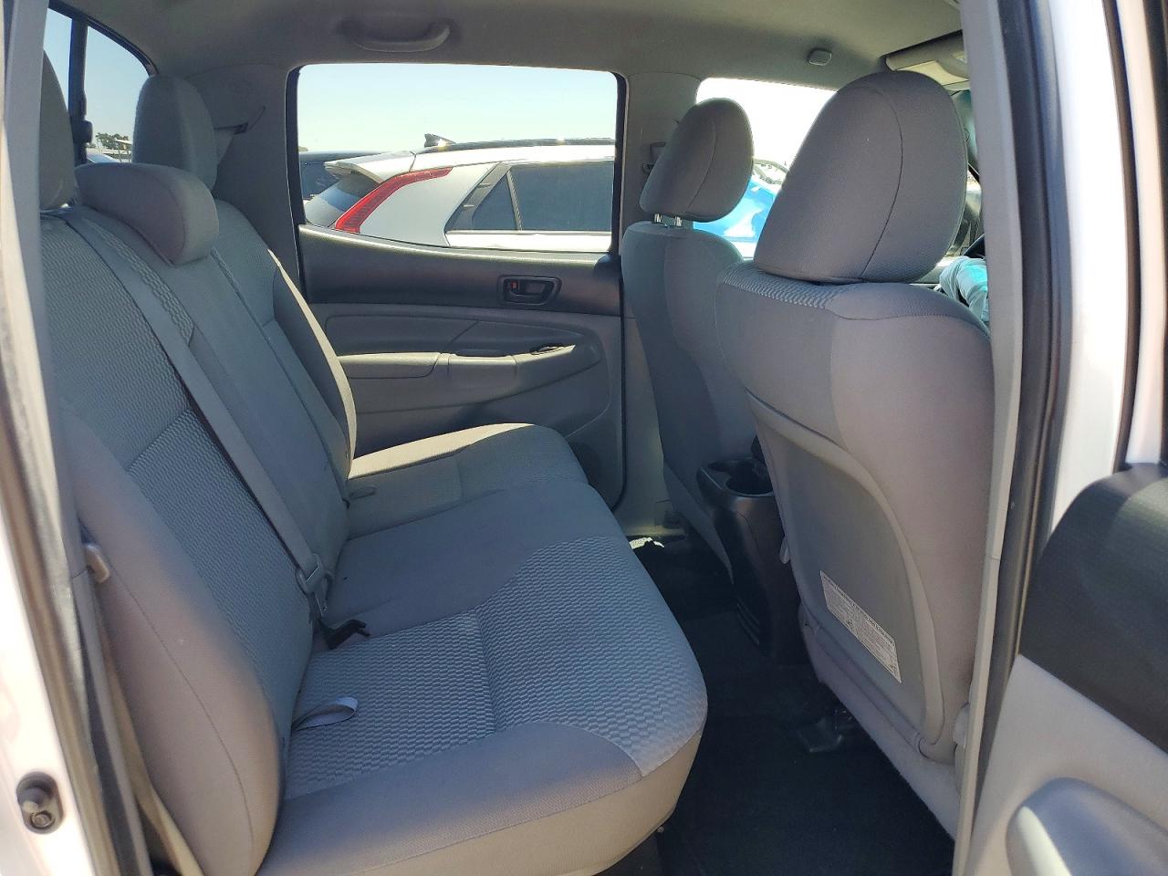 2012 Toyota Tacoma Double Cab Prerunner Long Bed White vin: 3TMKU4HN4CM034061