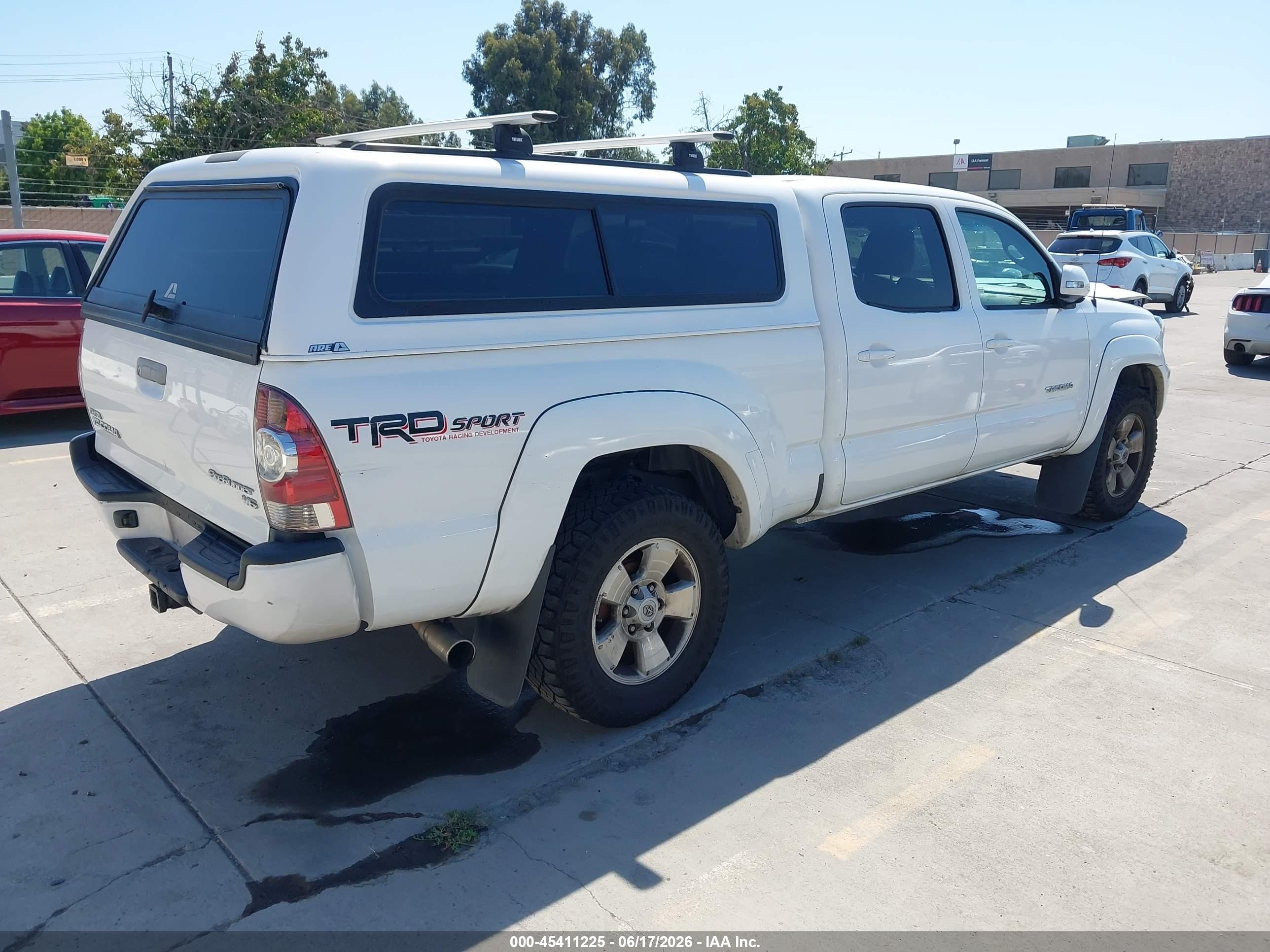 2015 Toyota Tacoma Prerunner V6 White vin: 3TMKU4HN4FM046327