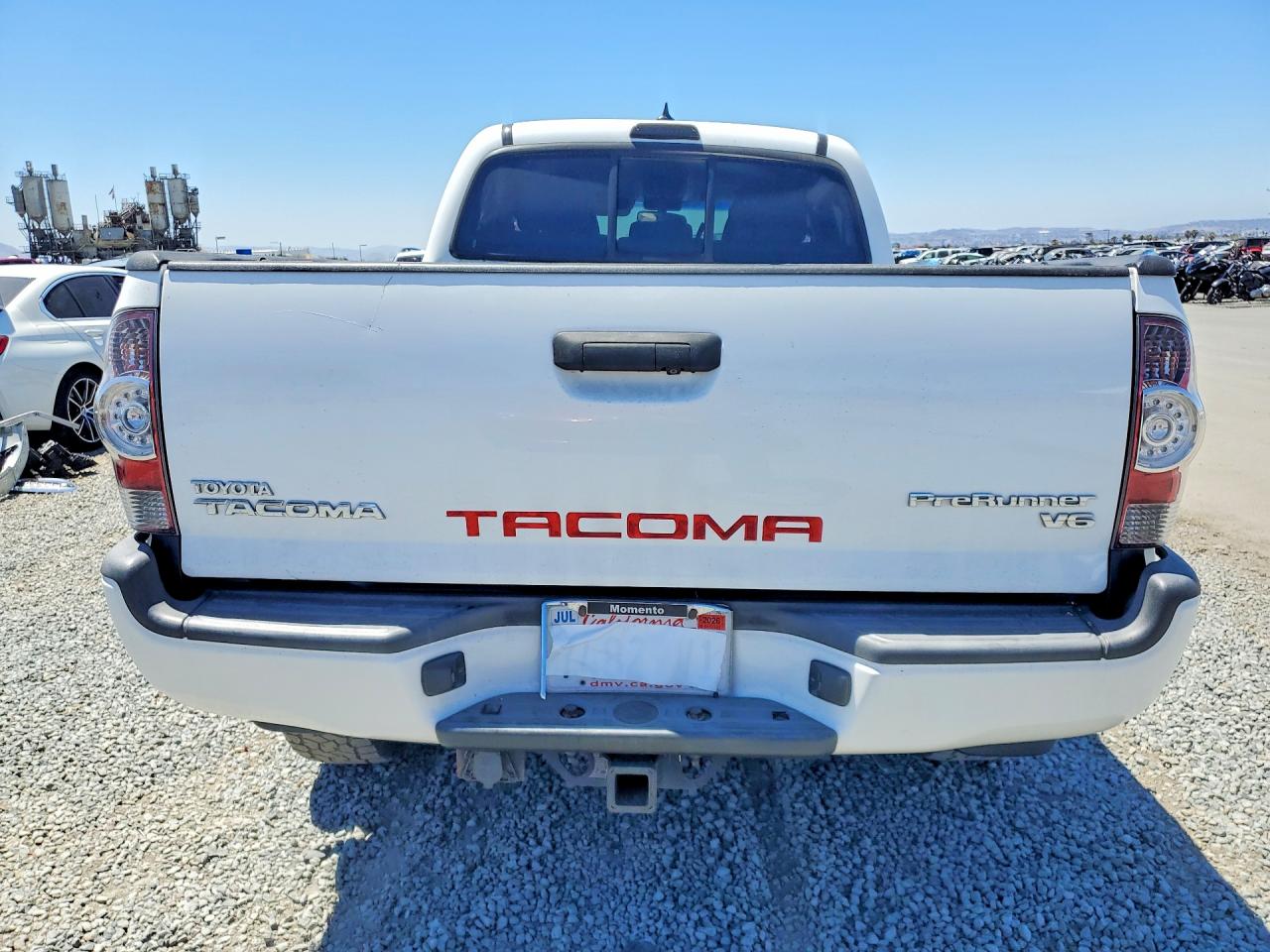 2015 Toyota Tacoma Double Cab Prerunner Long Bed White vin: 3TMKU4HN4FM046425