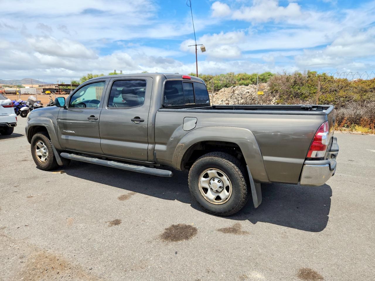 2010 Toyota Tacoma Double Cab Prerunner Long Bed Gray vin: 3TMKU4HN5AM025690