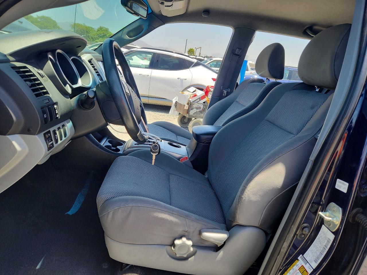 2013 Toyota Tacoma Double Cab Prerunner Long Bed Blue vin: 3TMKU4HN5DM035205