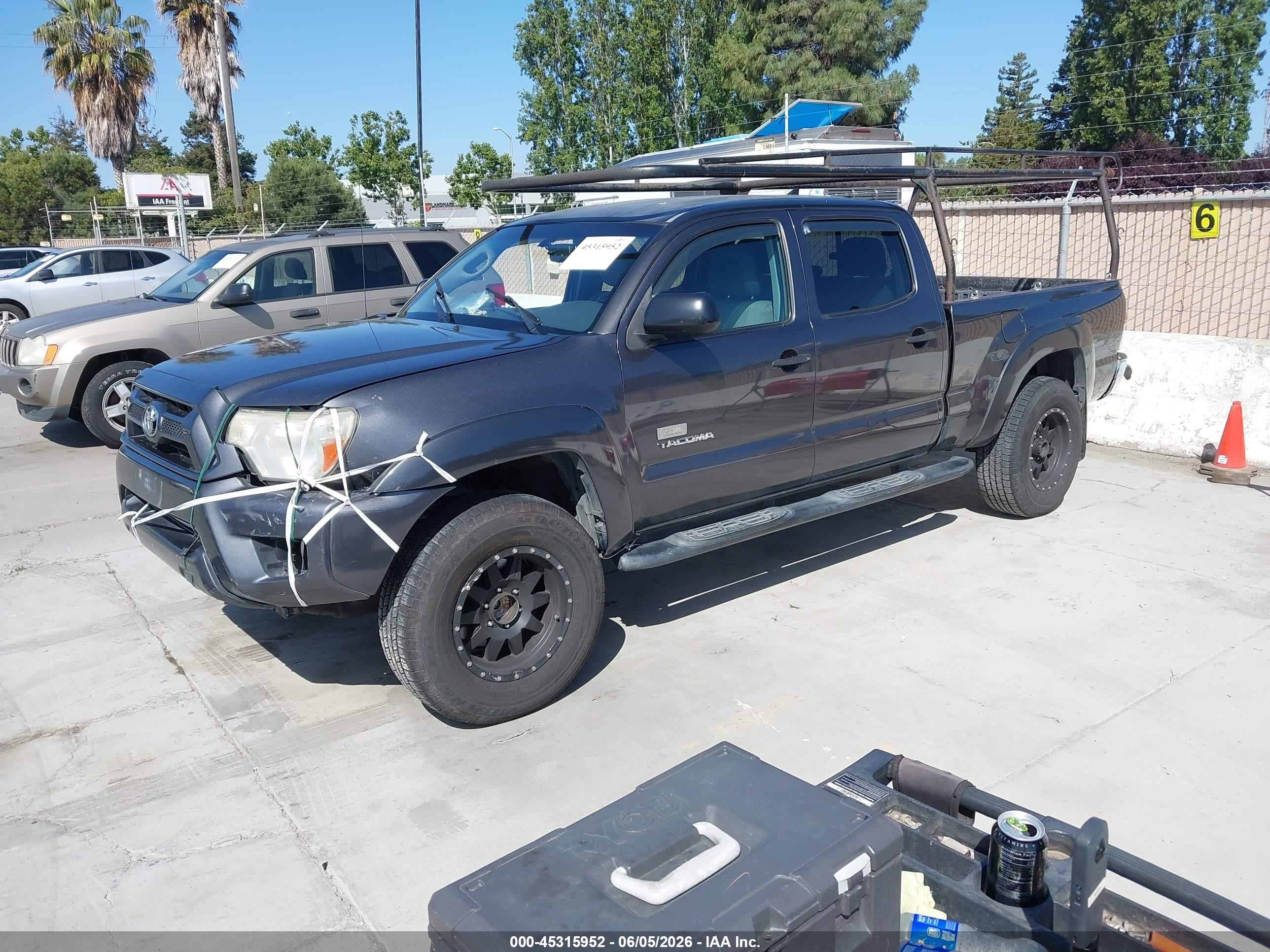 2012 Toyota Tacoma Prerunner V6 Gray vin: 3TMKU4HN6CM032862
