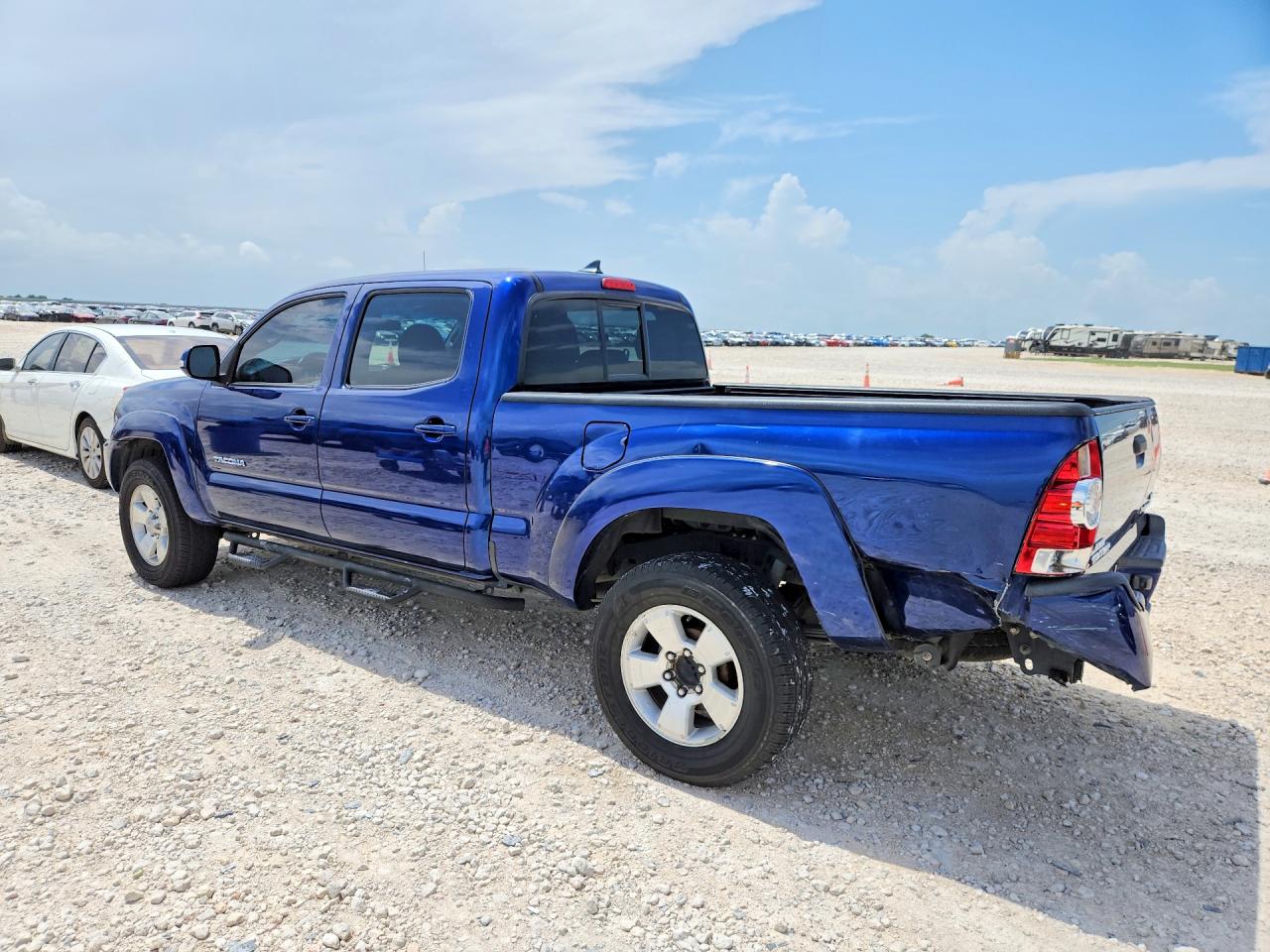 2014 Toyota Tacoma Double Cab Prerunner Long Bed Blue vin: 3TMKU4HN6EM039684