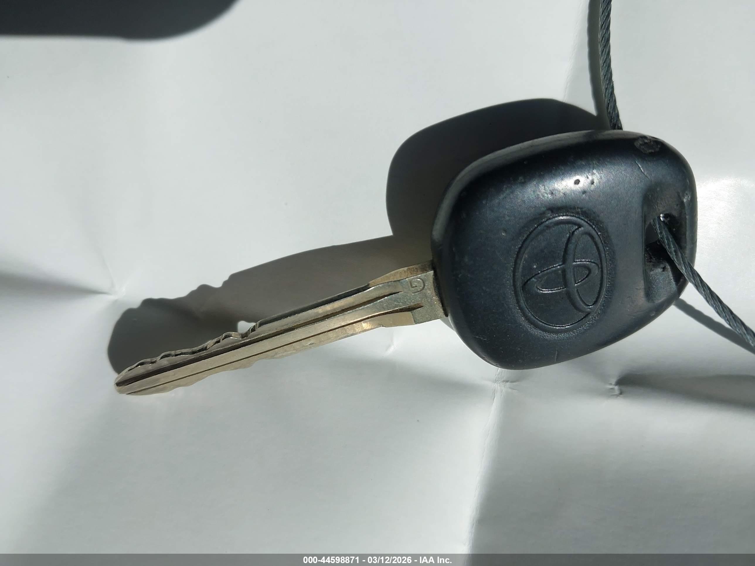 2013 Toyota Tacoma Prerunner V6 Серебряный vin: 3TMKU4HN7DM034931