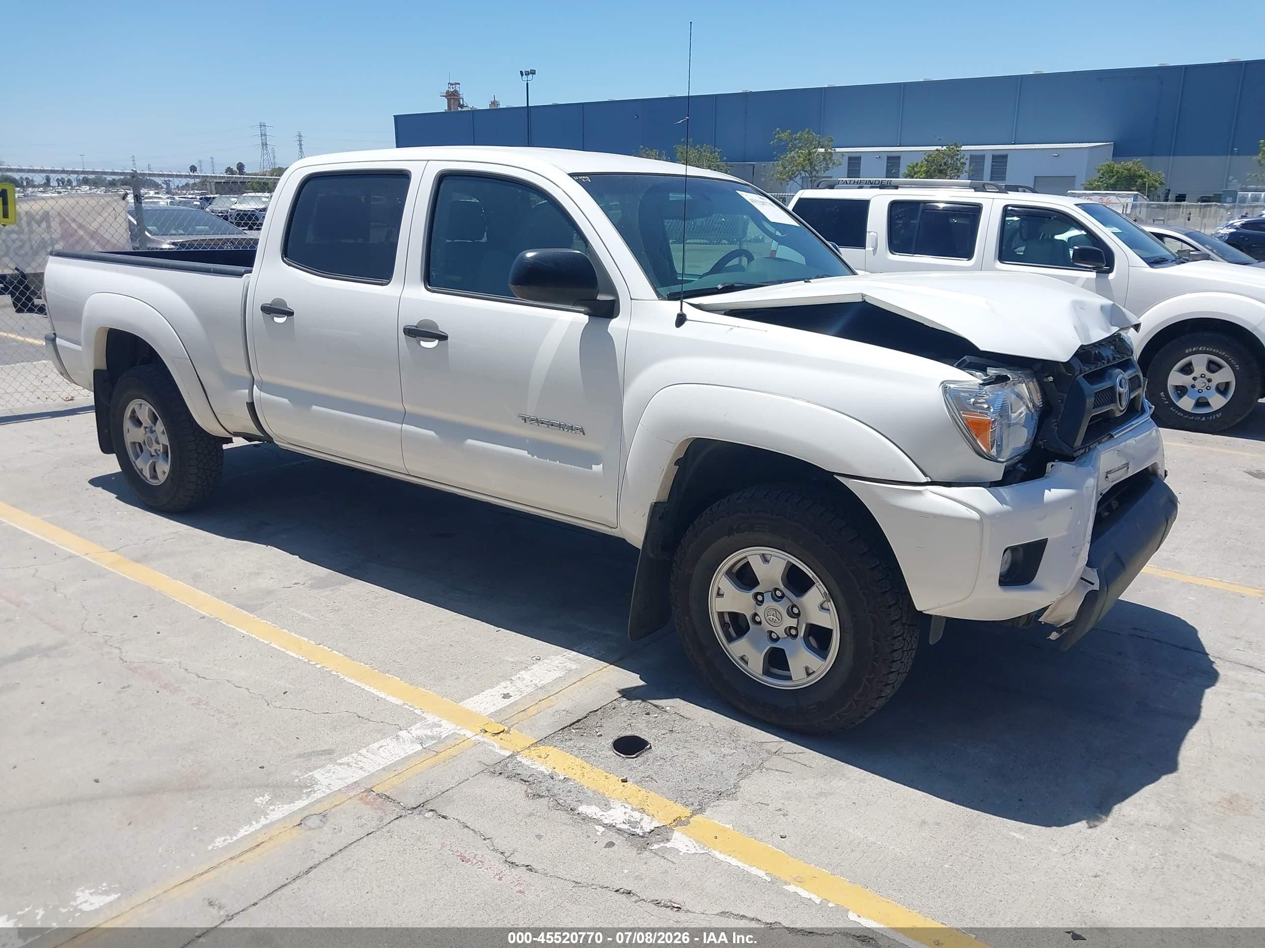 2013 Toyota Tacoma Prerunner V6 White vin: 3TMKU4HN7DM037263