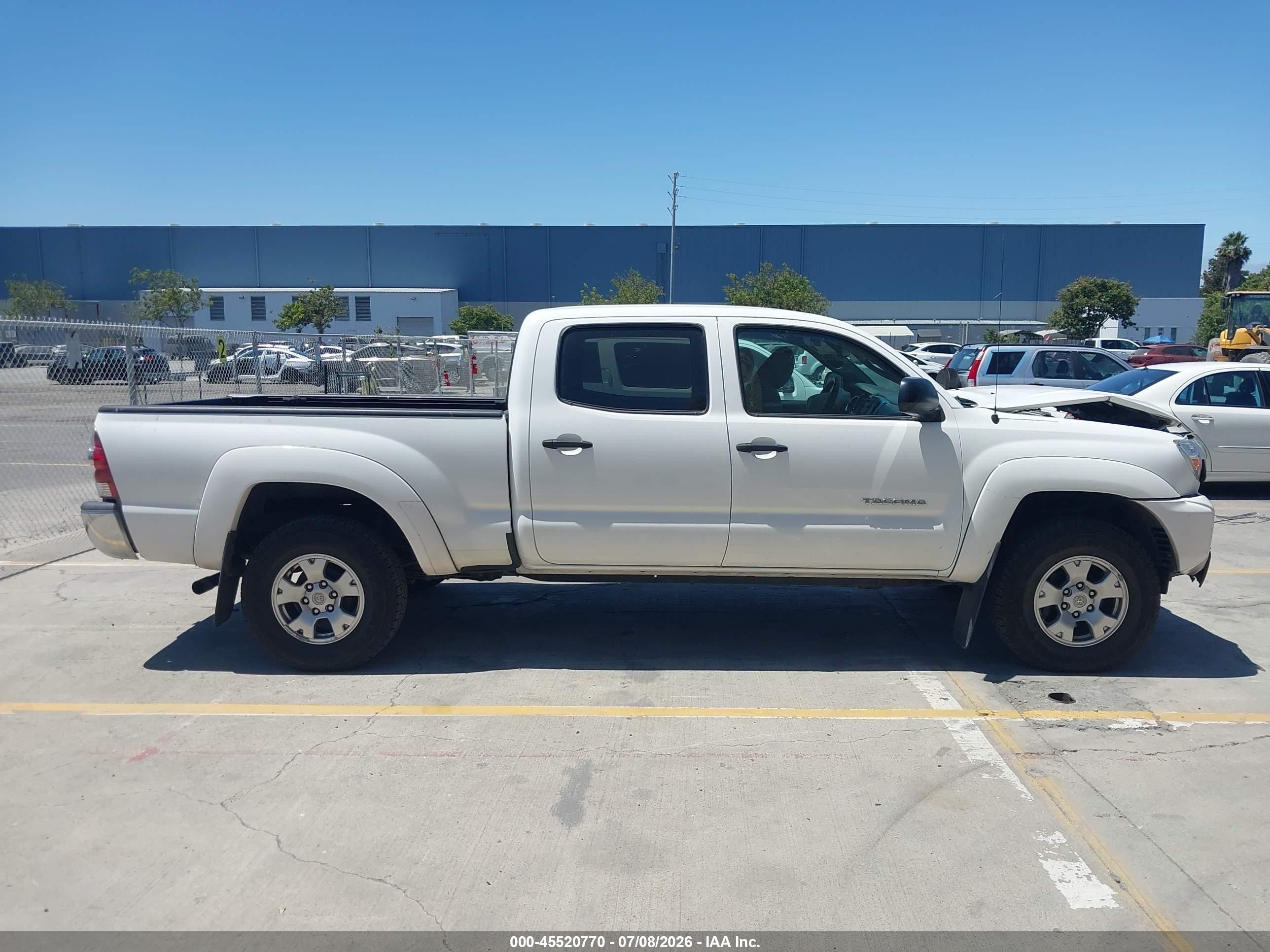 2013 Toyota Tacoma Prerunner V6 White vin: 3TMKU4HN7DM037263