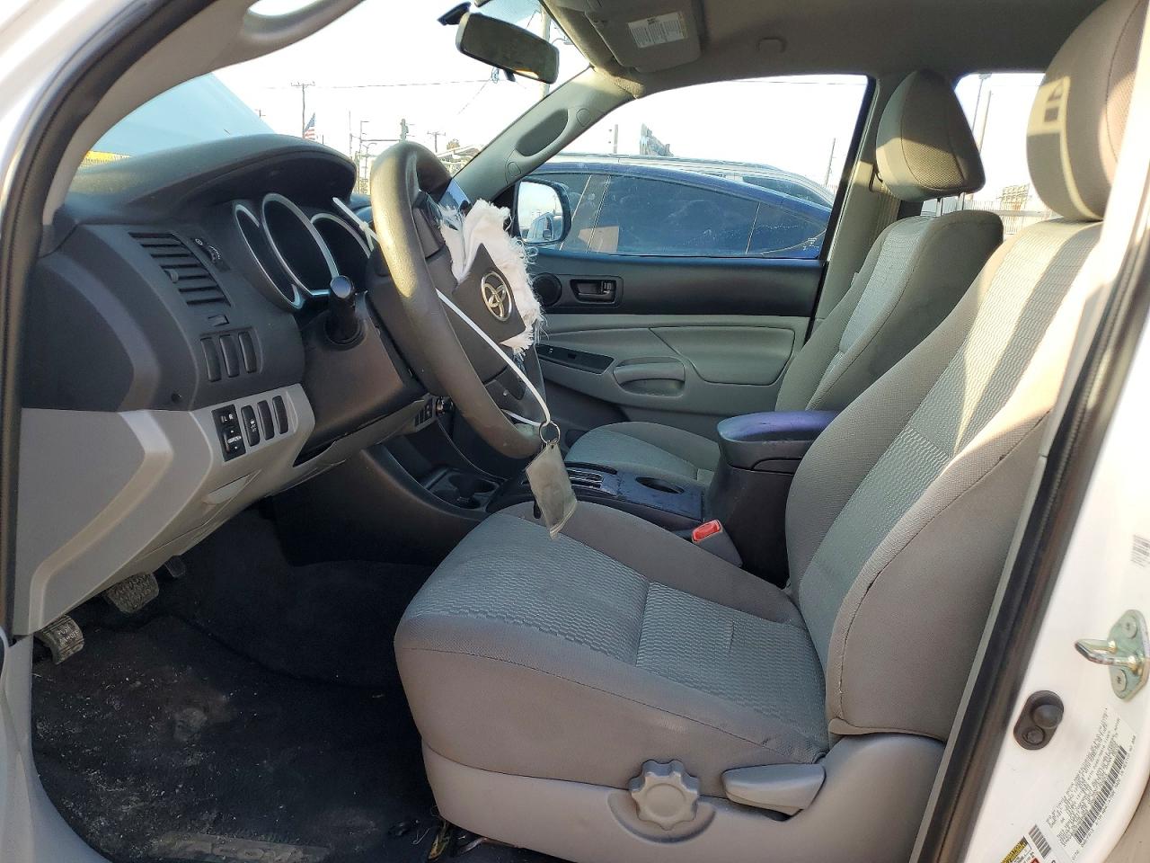 2015 Toyota Tacoma Prerunner V6 White vin: 3TMKU4HN7FM045060