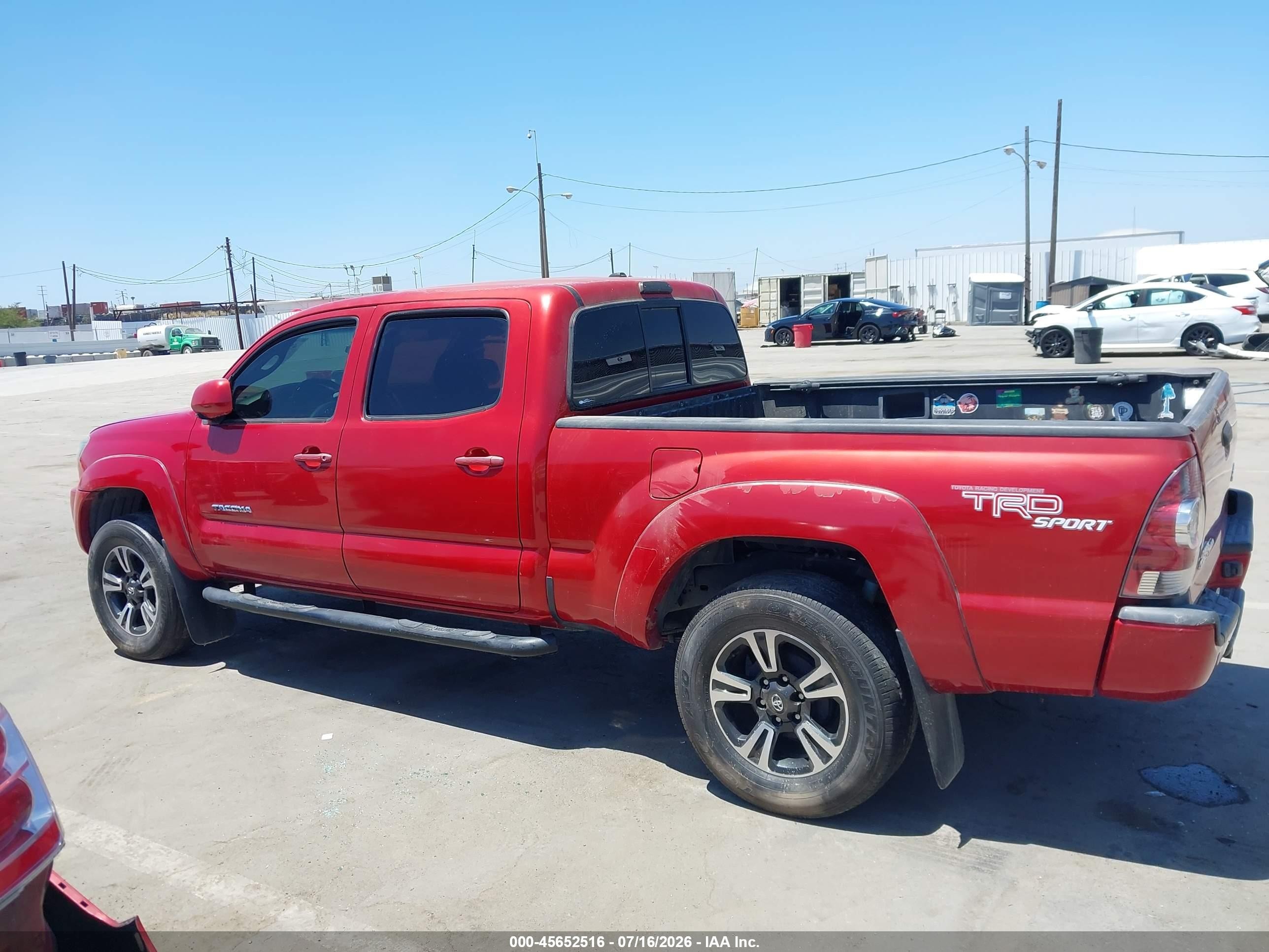 2011 Toyota Tacoma Prerunner V6 Red vin: 3TMKU4HN8BM027791