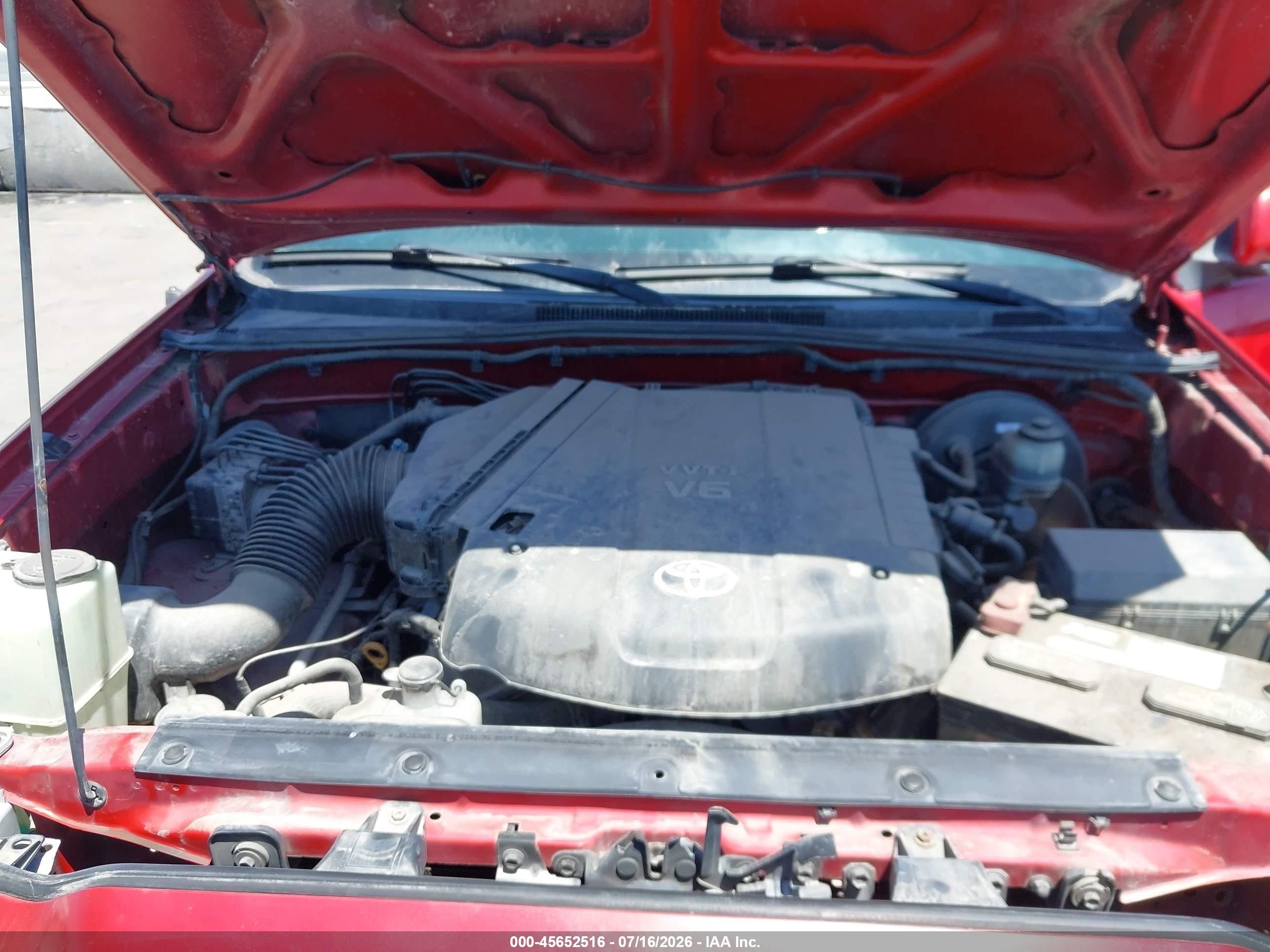 2011 Toyota Tacoma Prerunner V6 Red vin: 3TMKU4HN8BM027791